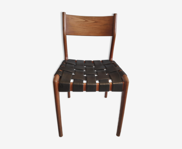 Chaise structure en bois et assise avec tressage de bandes de skaï noir