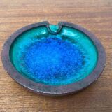 Ashtray or bowl in brutalist studio pottery by Gerhard Liebenthron, mid-century, 1960s, 1968.