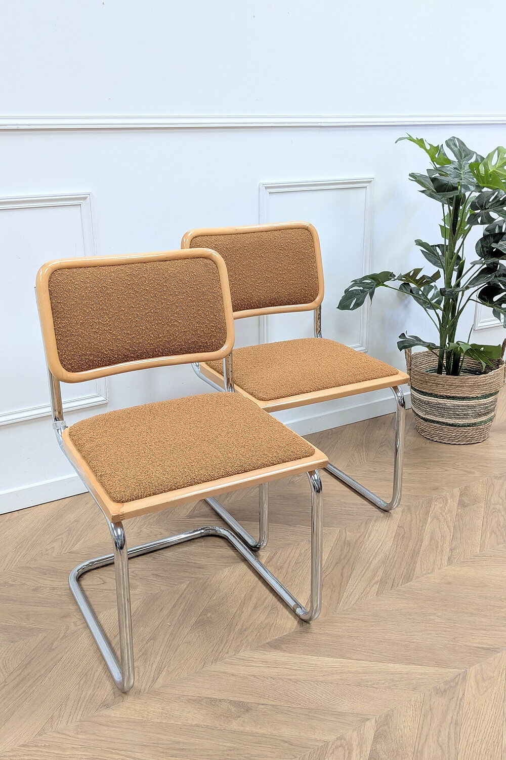 2 B32 chairs by Marcel Breuer
