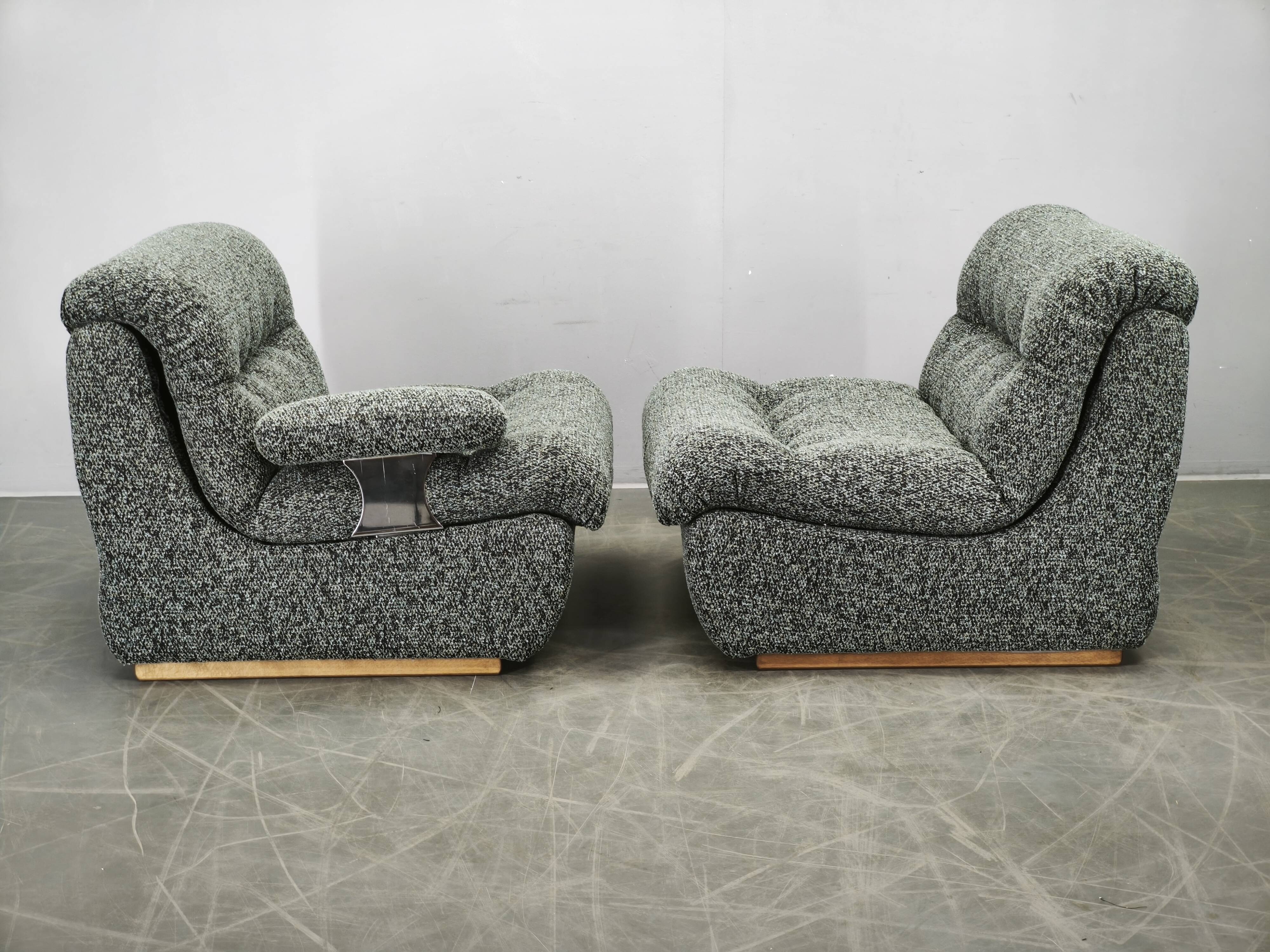 1970s Czechoslovak Space Age Four-Piece Sculptural Modular Sofa