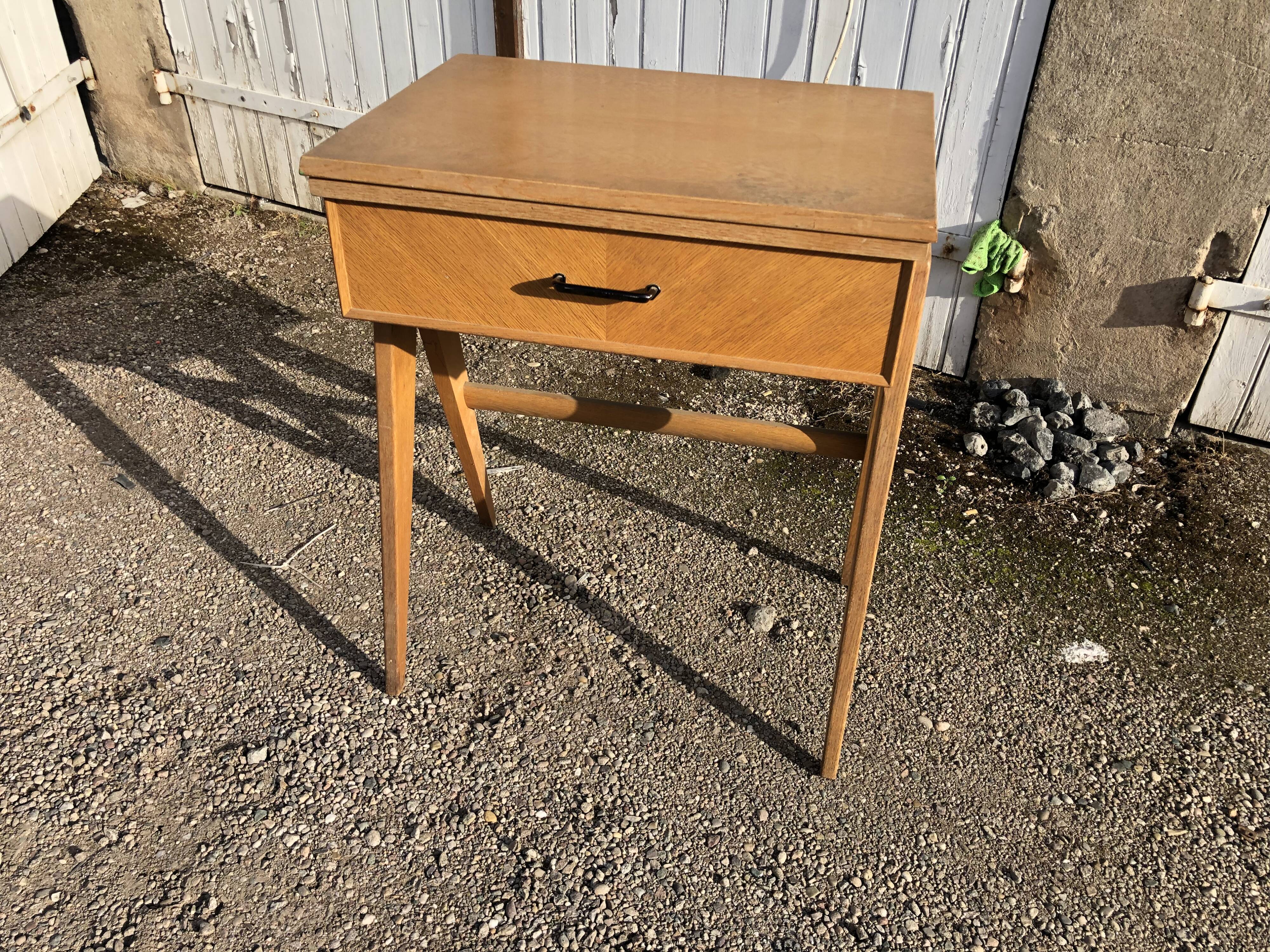 Oak desk years 60