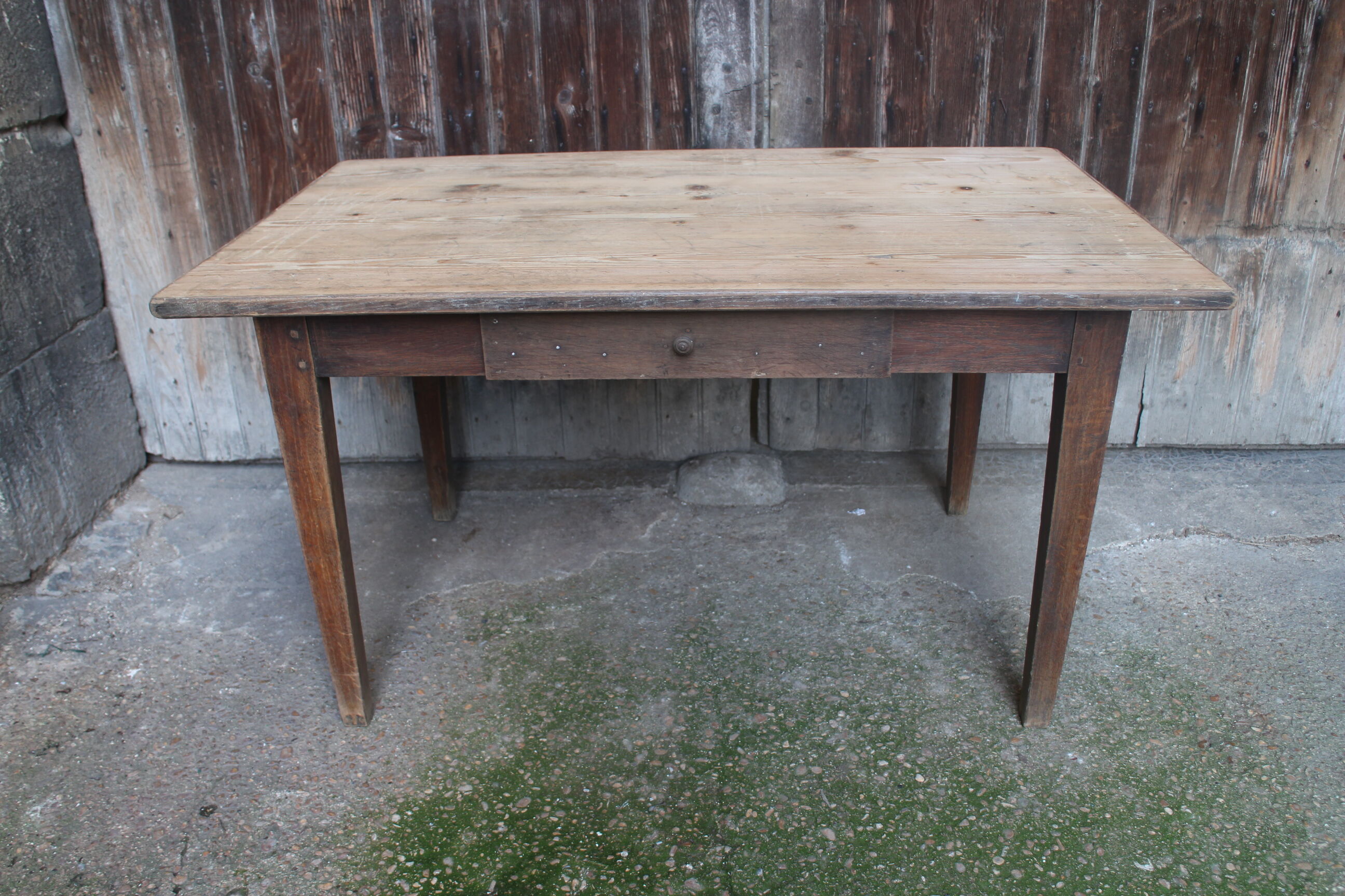 Farm table 133 cm