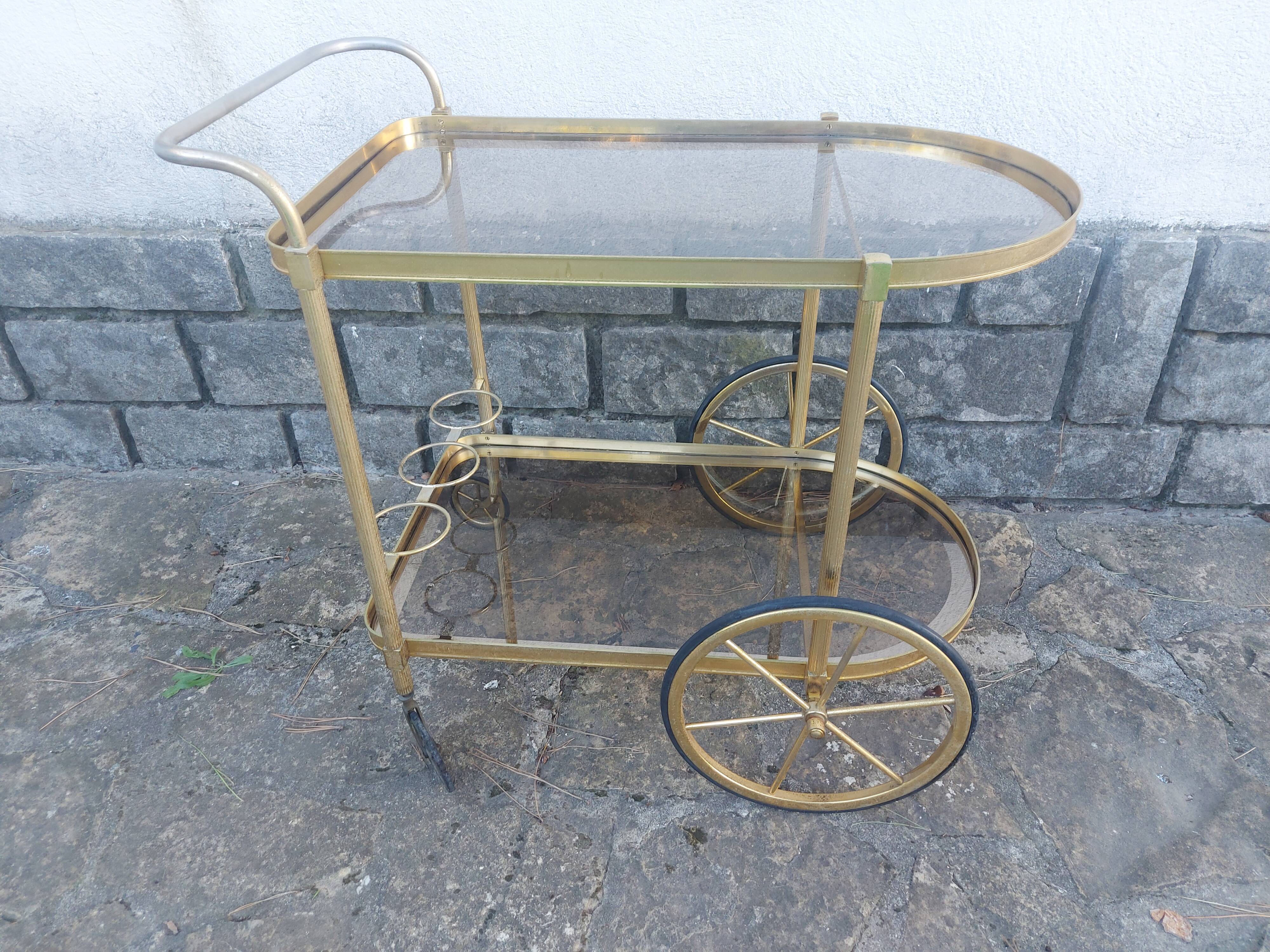 Vintage rolling metal dore service
