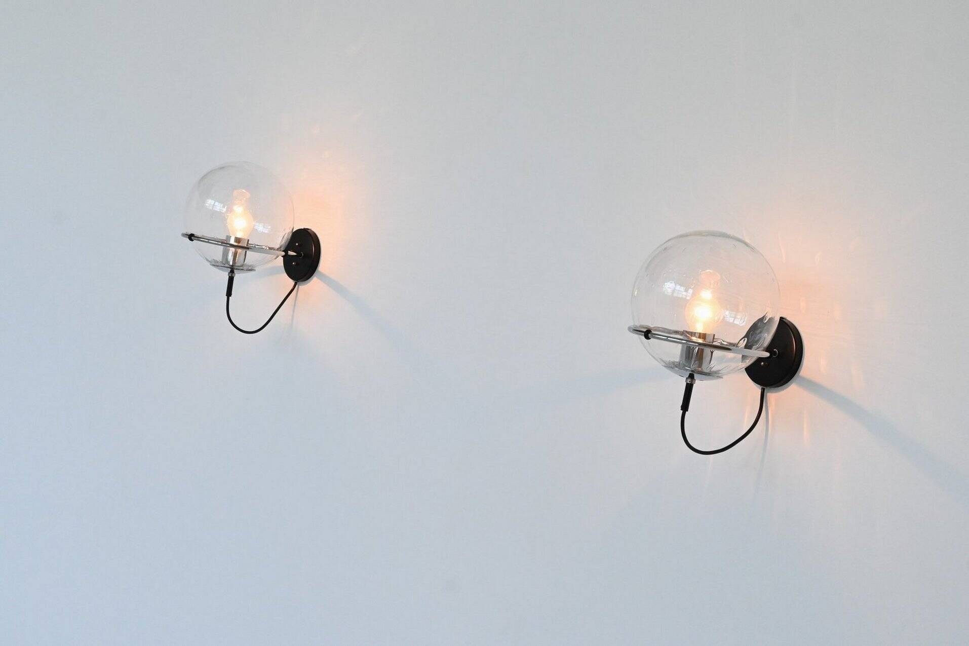 Frank Ligtelijn 'Raindrop' sconces RAAK The Netherlands 1970
