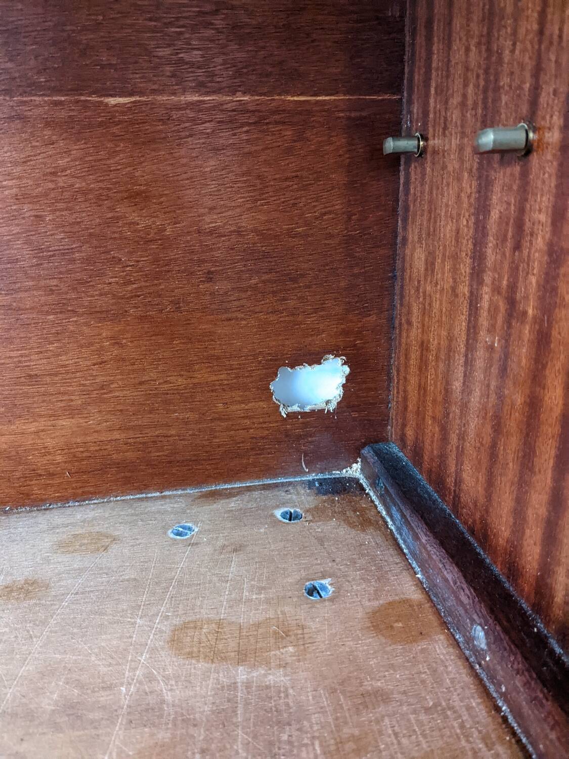 Vintage bar/TV cabinet