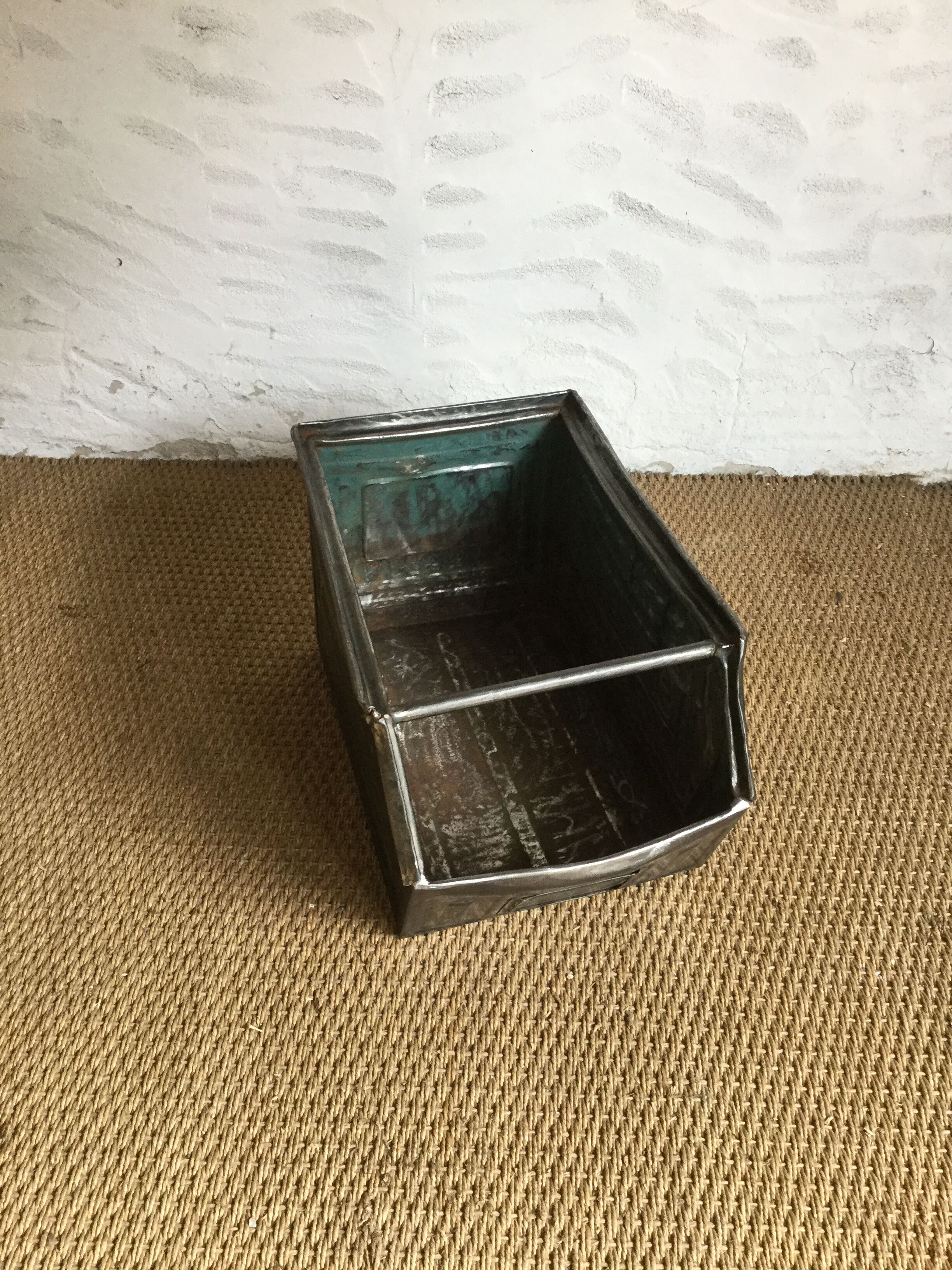 Schafer industrial metal case