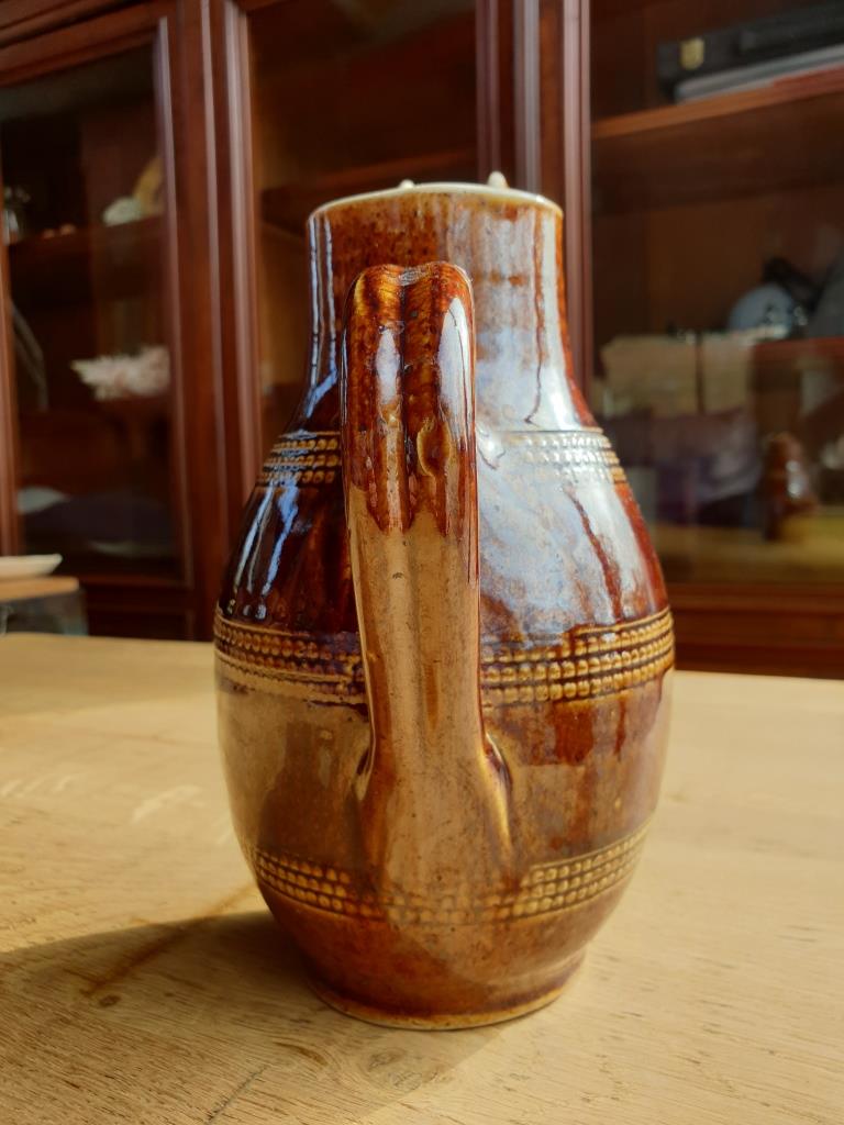 Berry's Berry pussity pitcher Booted medieval artcraft