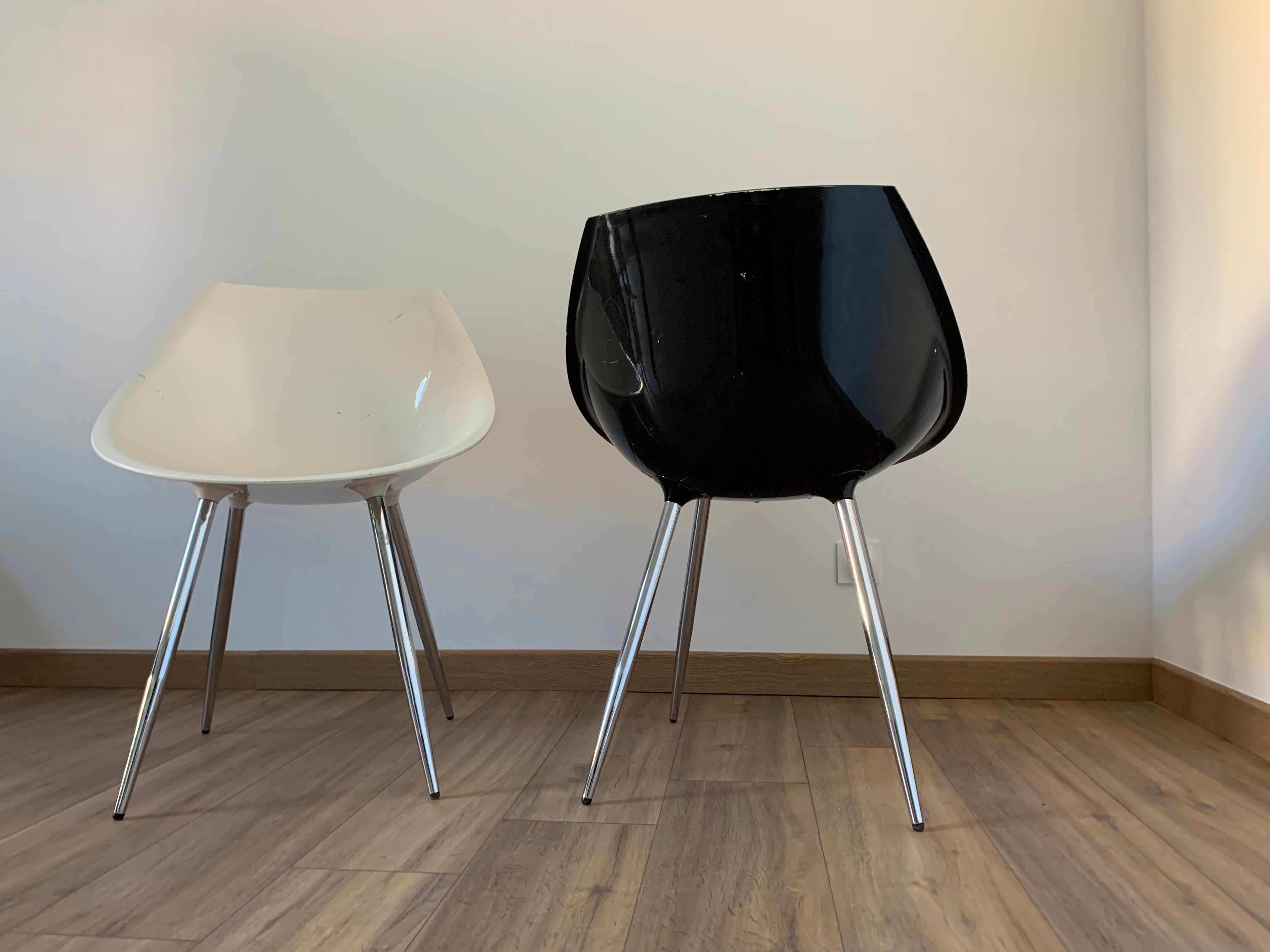 Duo of chairs