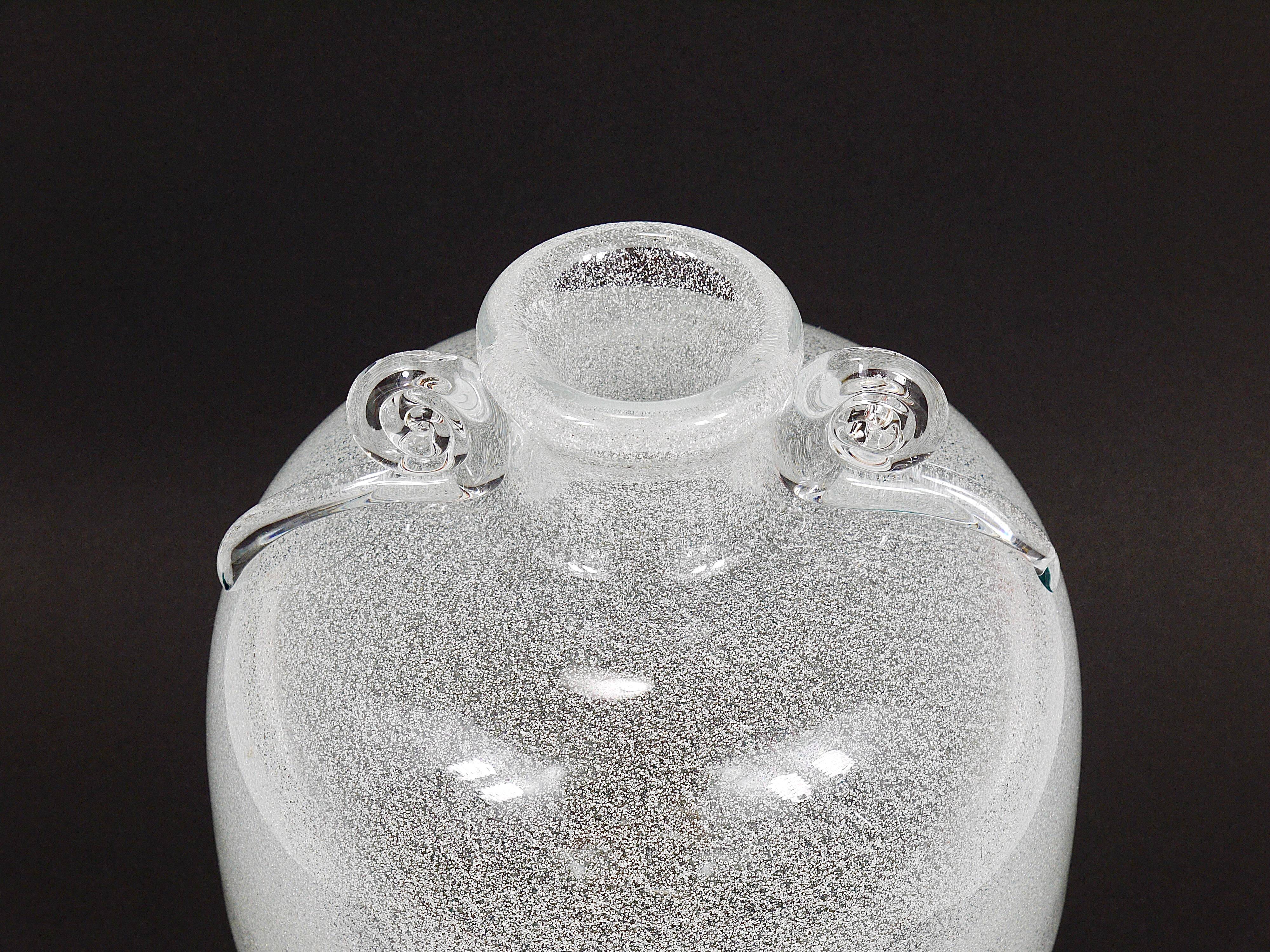 Seguso Vetri d’Arte Pulegoso vase with bubbles and handles, Murano, Italy 1950s