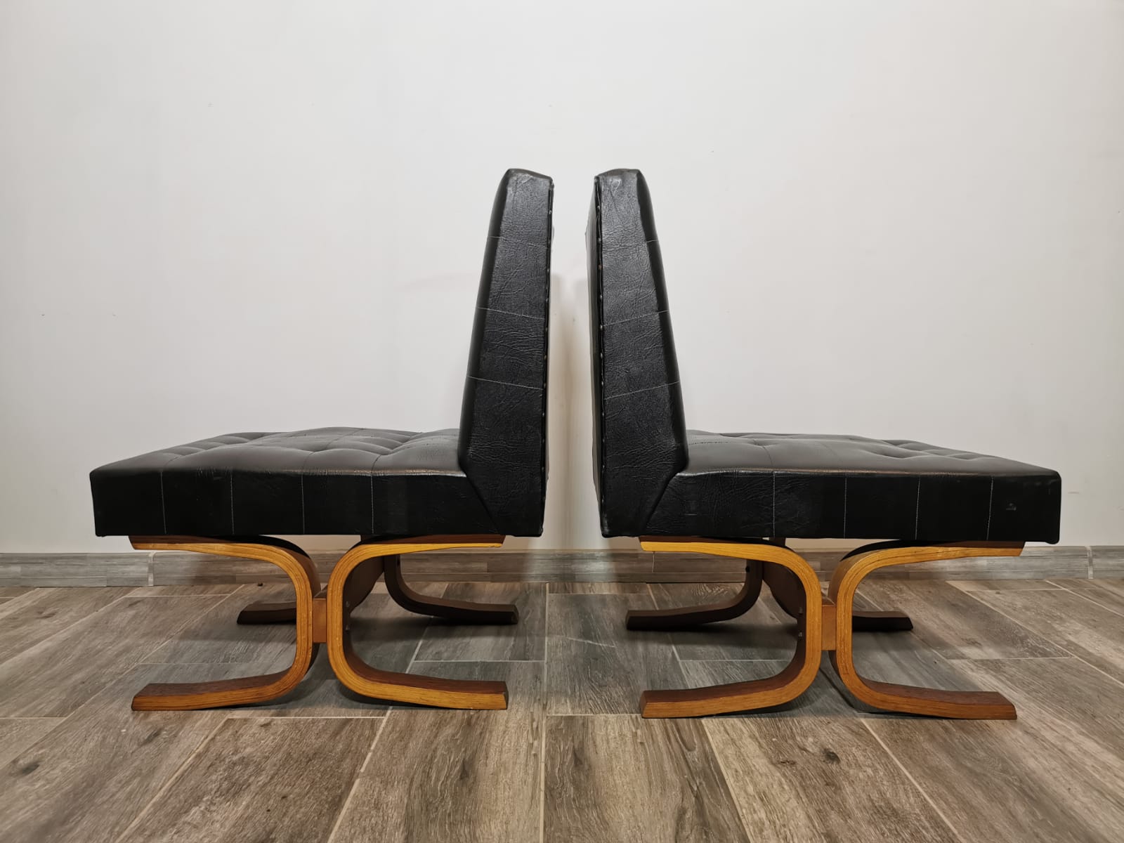 Czechoslovakian Armchairs by Ludvik Volak for Holes Tree, Set of 2