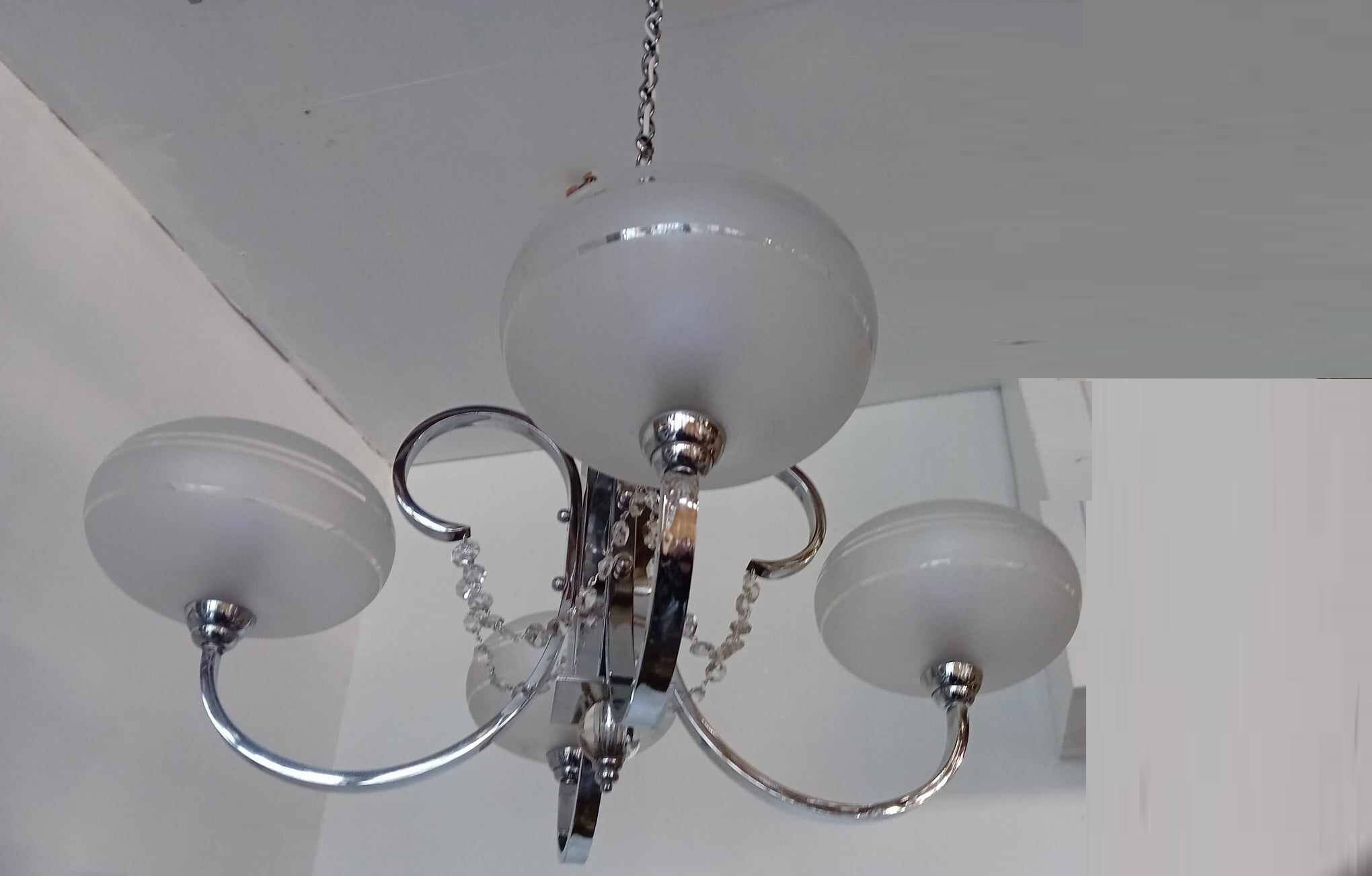 Art deo chandelier 1930 with 4 arms of light.