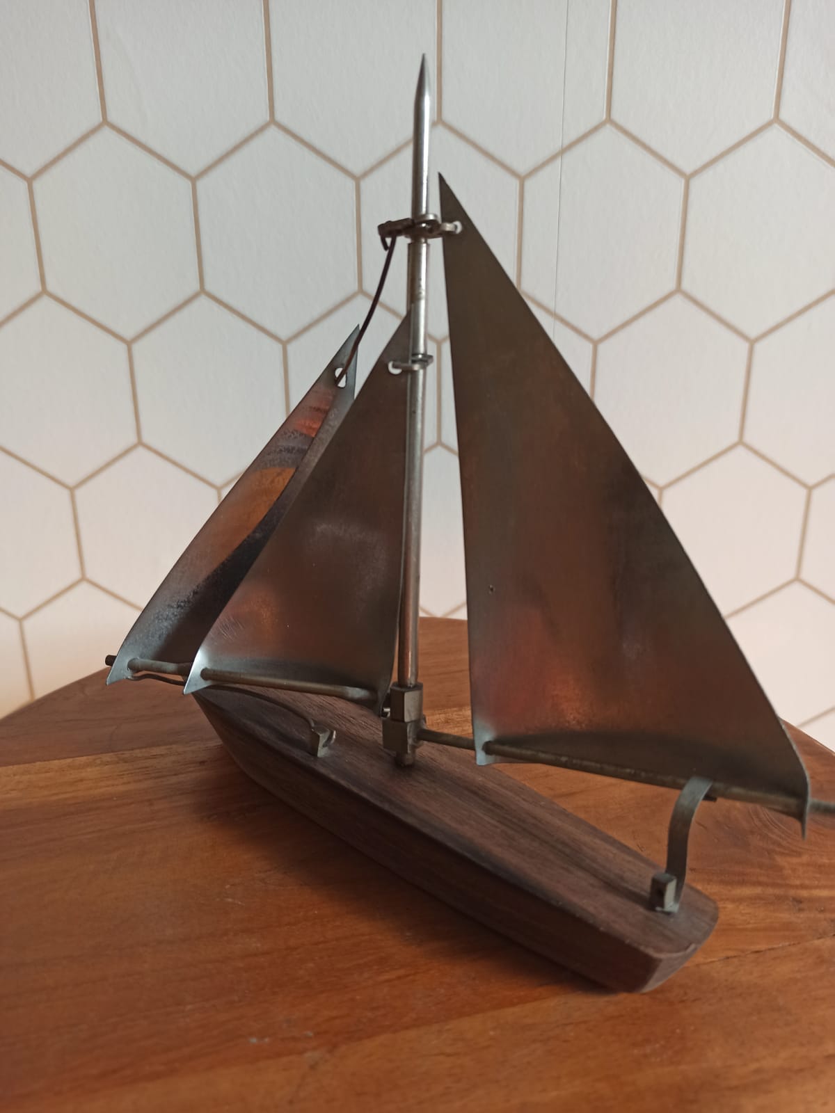 Sculpture Sailboat art deco in wood and metal