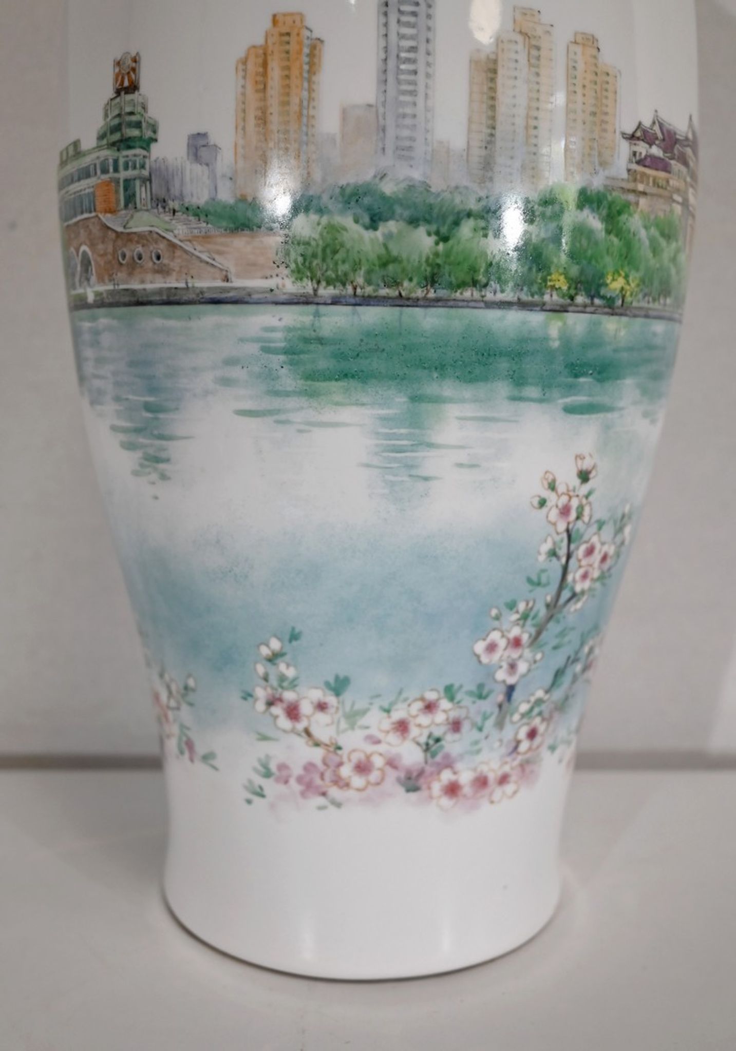 Vase en porcelaine du Japon - XXe