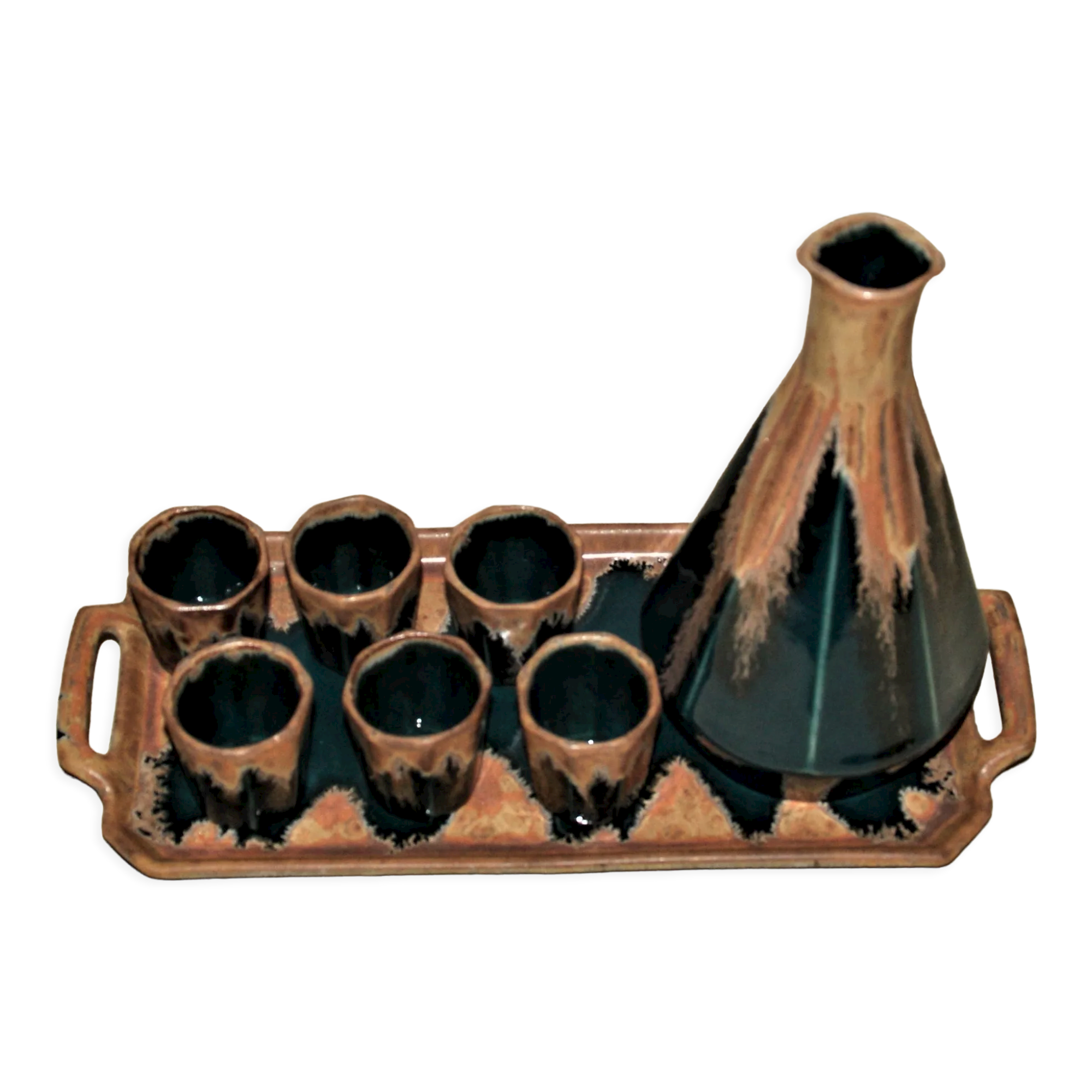 Liquor service,  Denbac