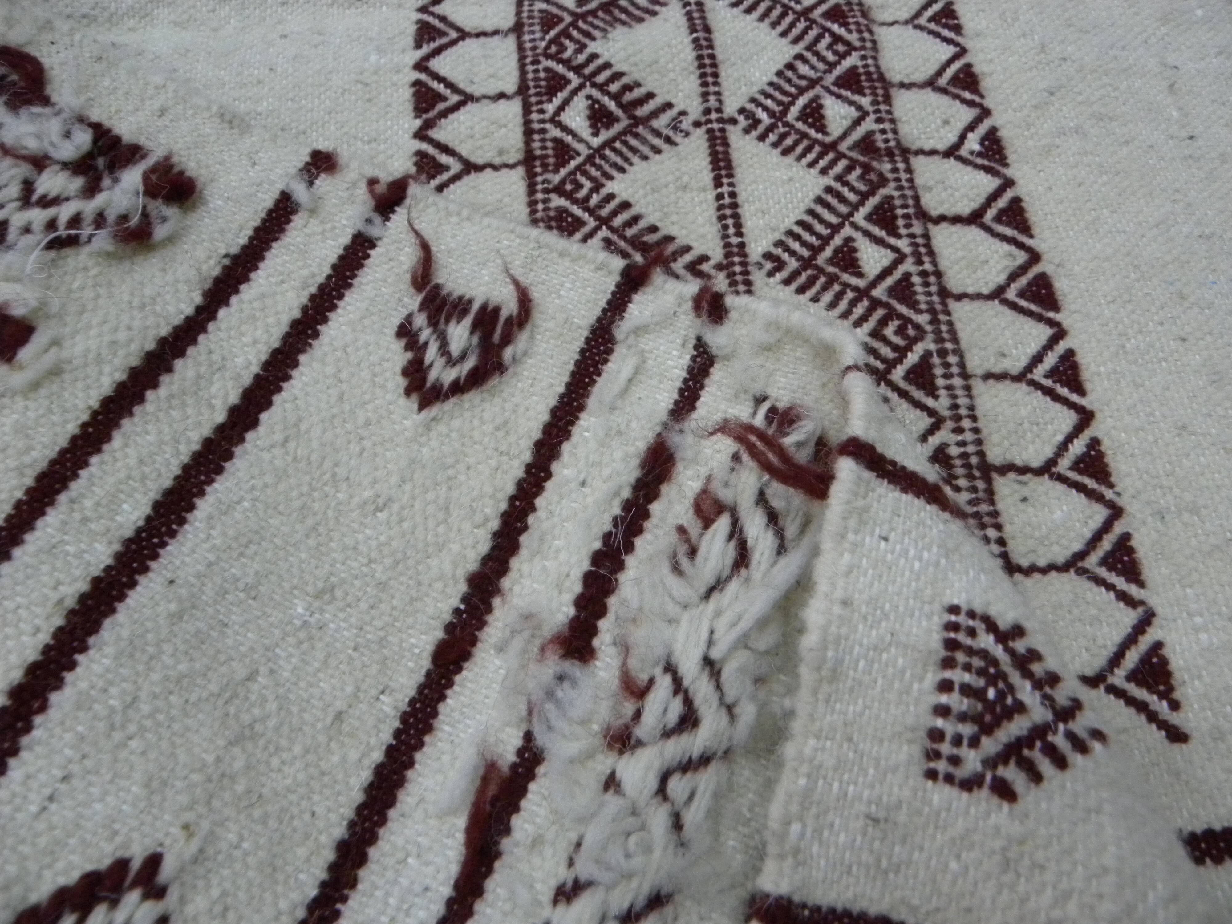 Flat Woven Hallway Kilim Rug – Traditional Geometric Patterns