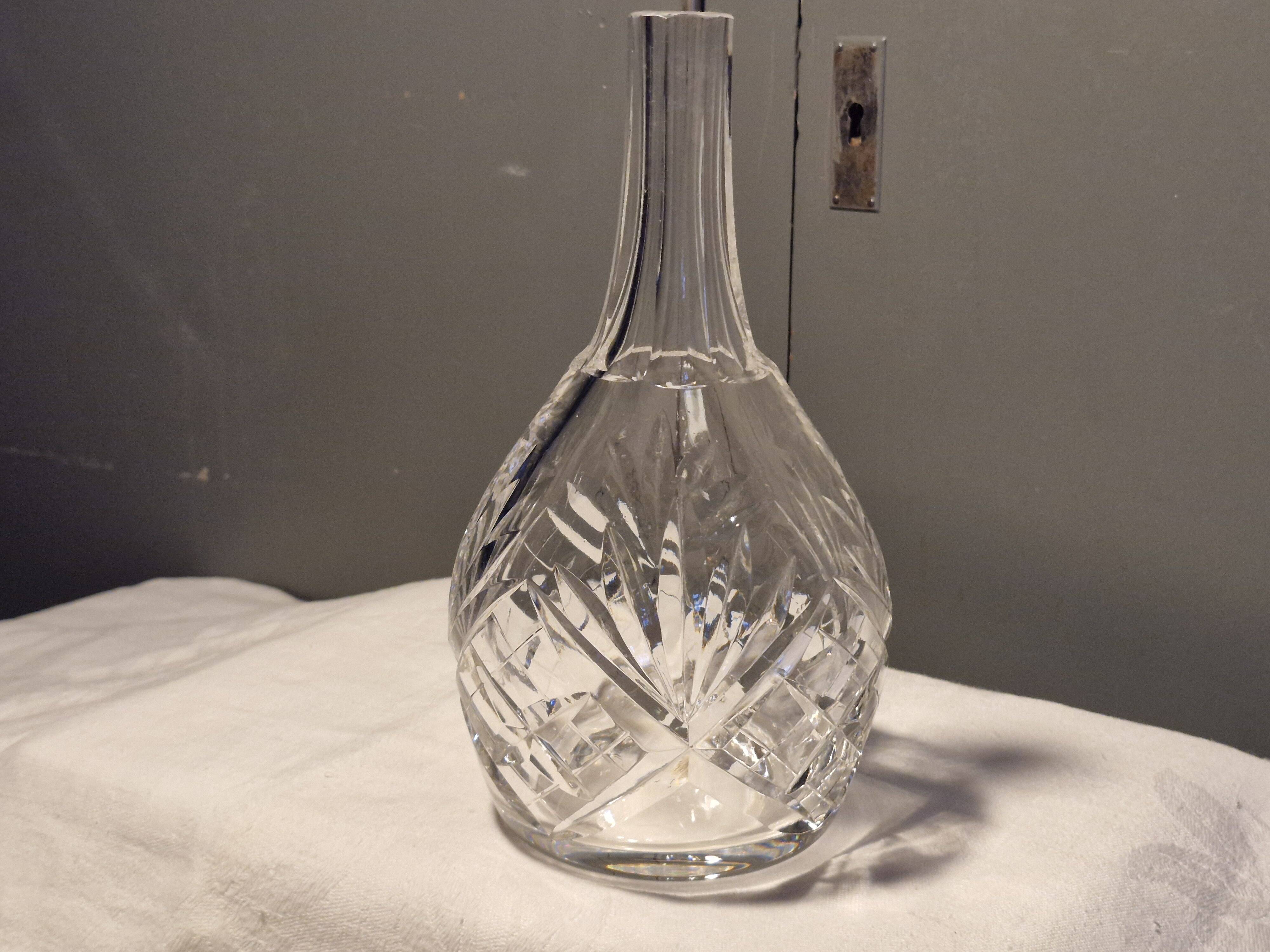 Saint Louis - Stamped soliflore vase - cut crystal - Height 22 cm