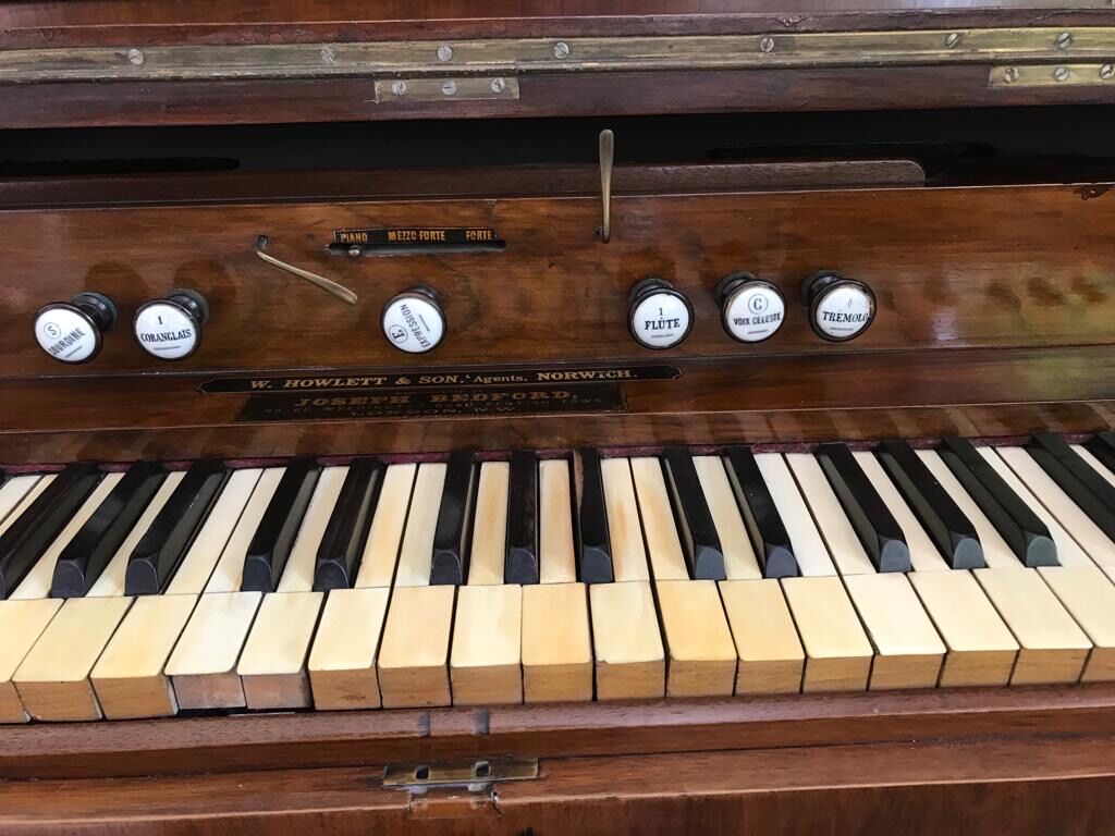 Old English harmonium mahogany bellows, nineteenth