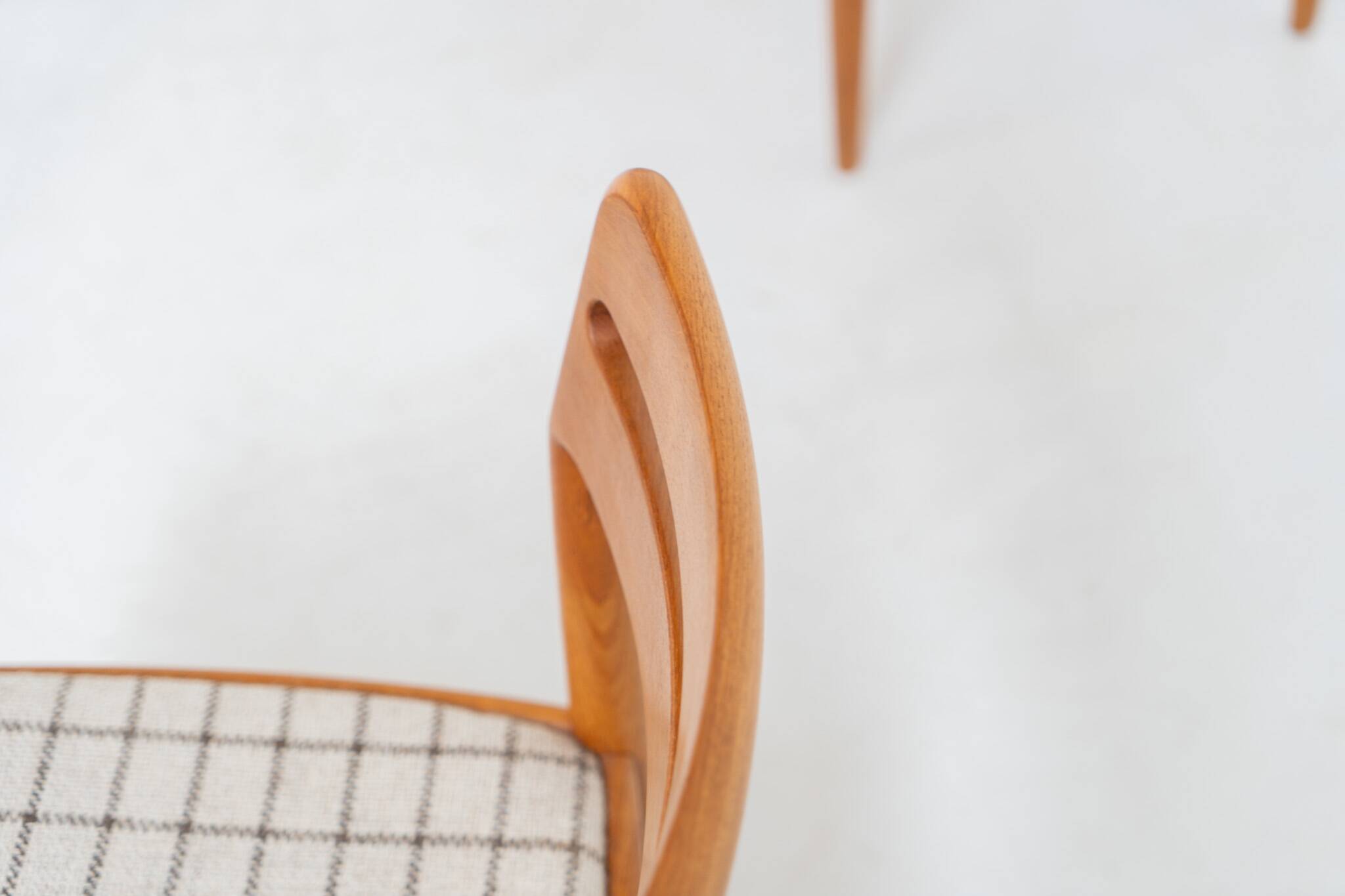 Ensemble de 4 chaises de salle à manger par H.W. Klein pour Bramin