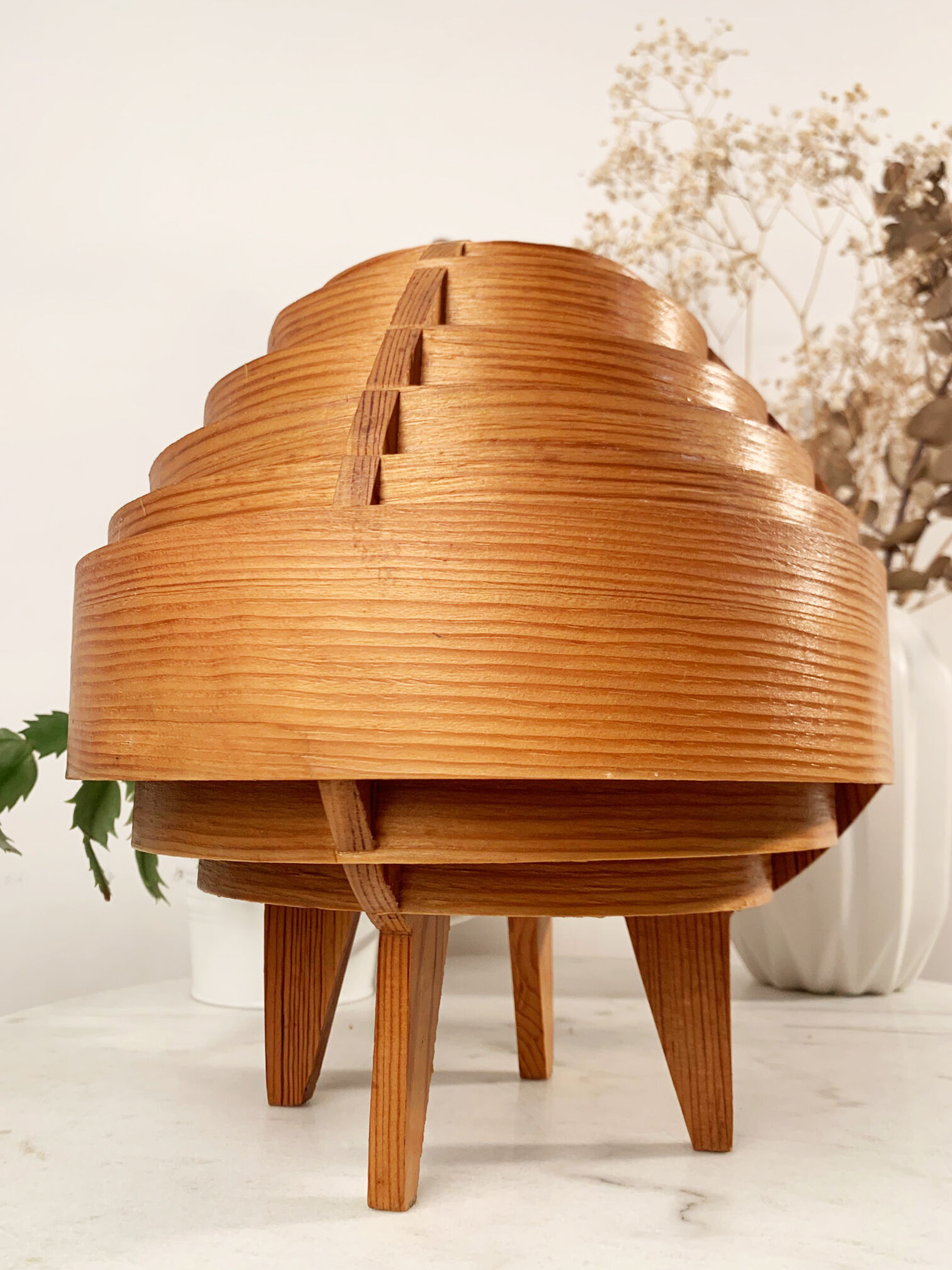 Lampe scandinave vintage en lamelles de bois