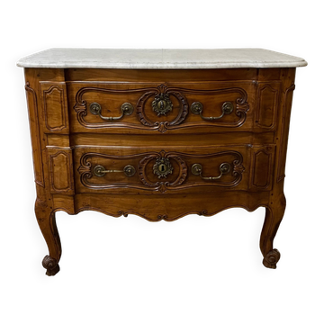 Commode sauteuse en merisier de la fin du  XVIII ème