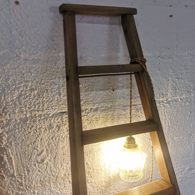 Painter's half-stepladder