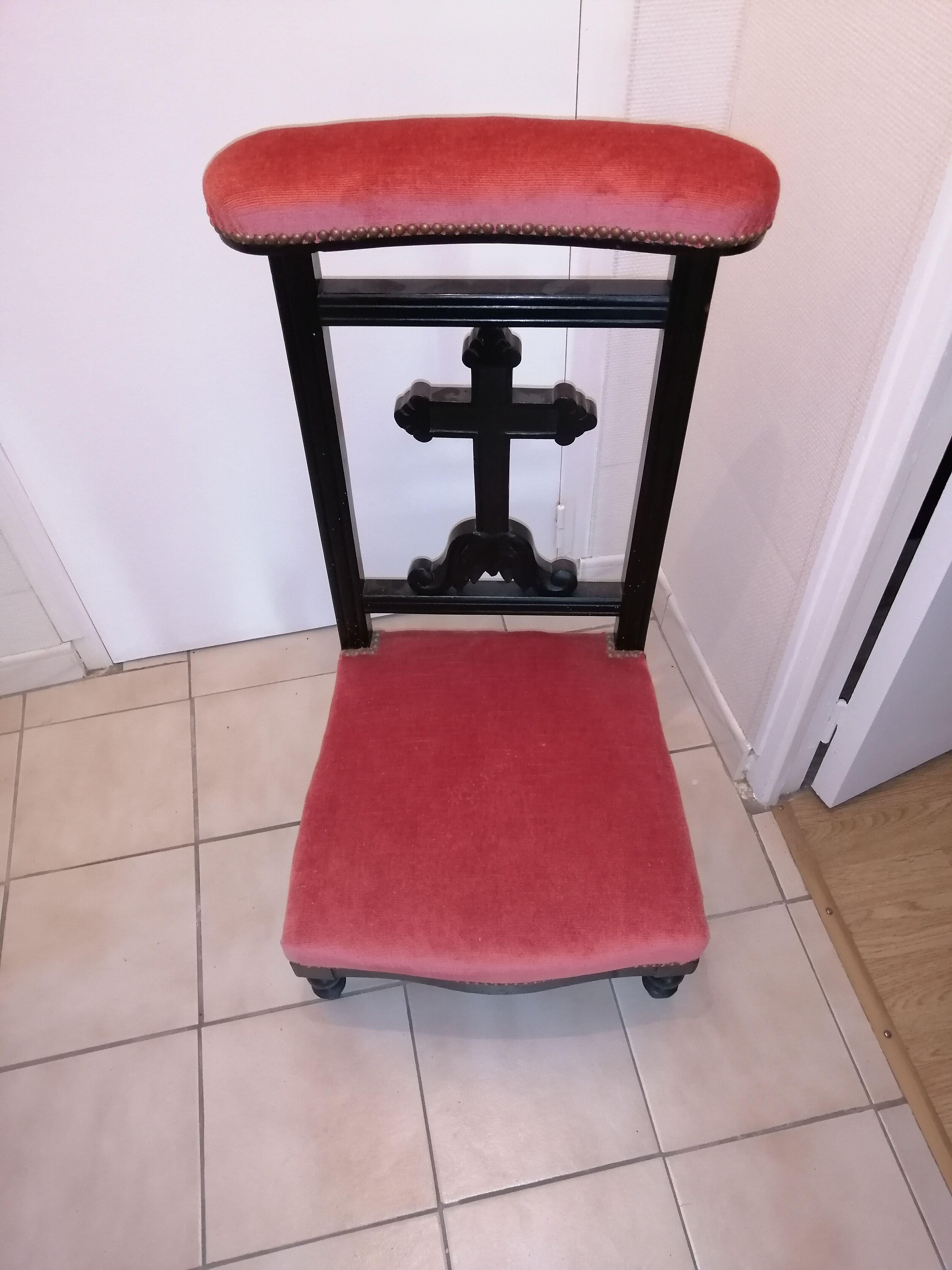 Prie-dieu chair