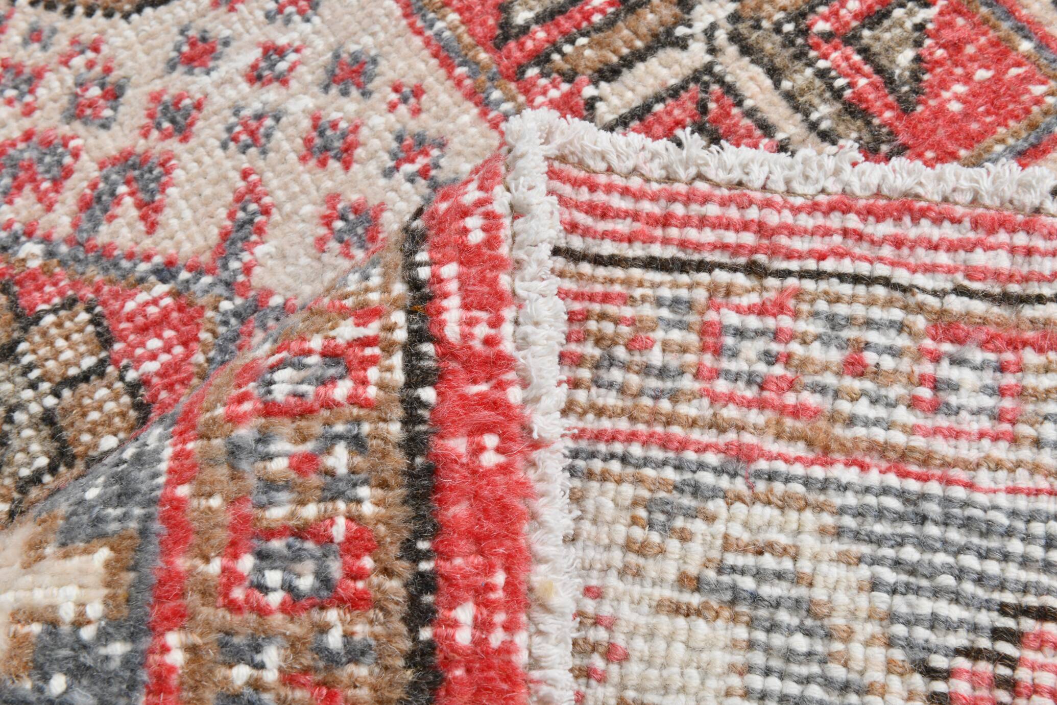 3x10 Red & Beige Persian Runner Rug, 81x302Cm