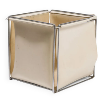 Wastepaper basket