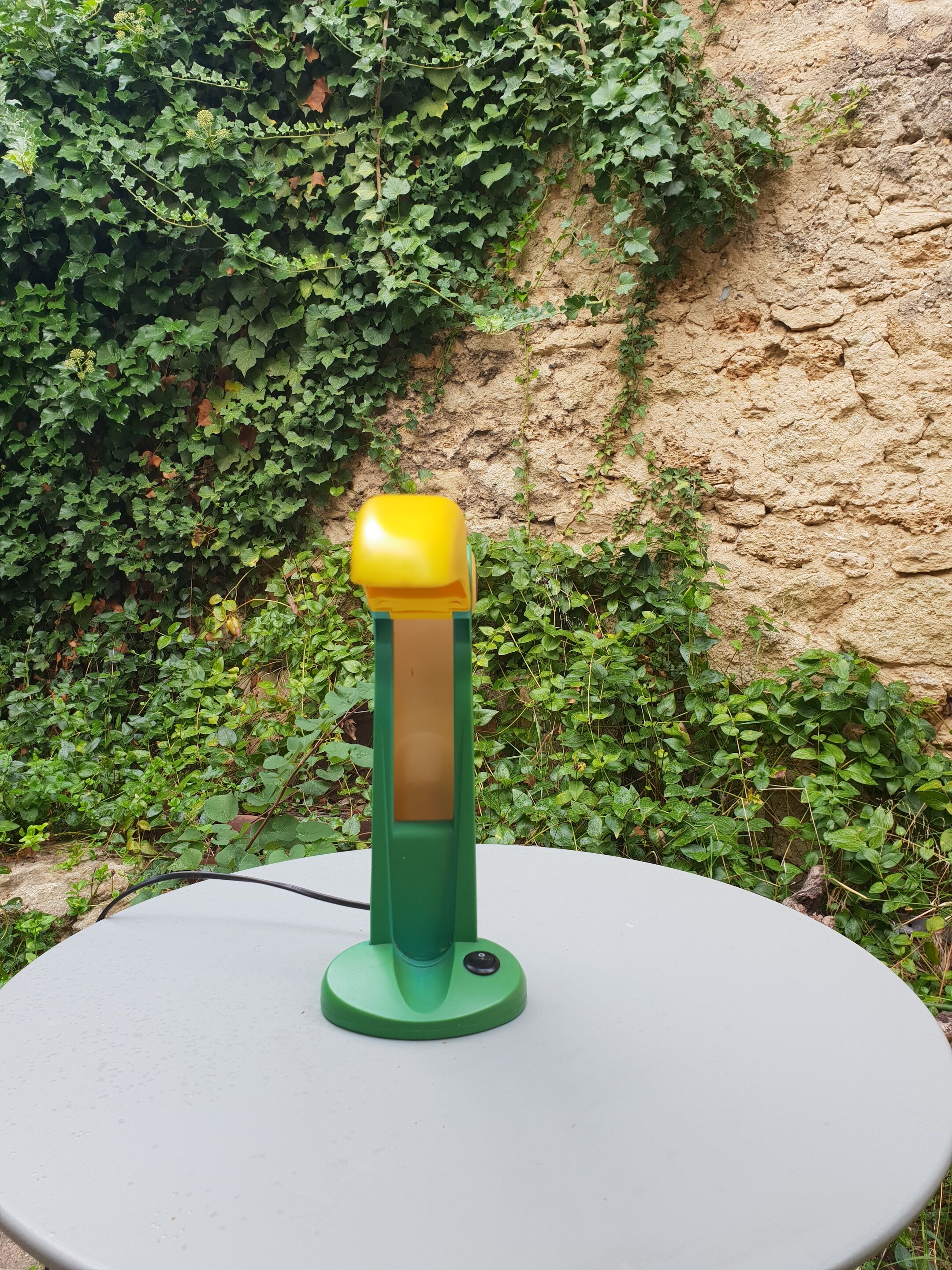 Vintage Toucan lamp 1980