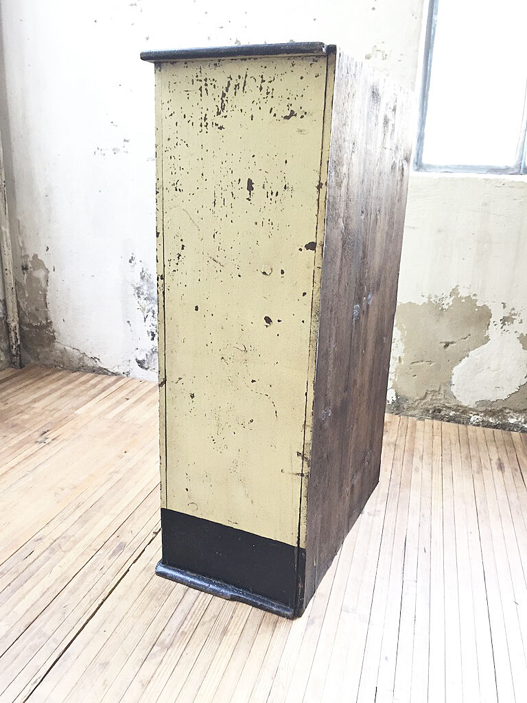 Patinated workshop furniture