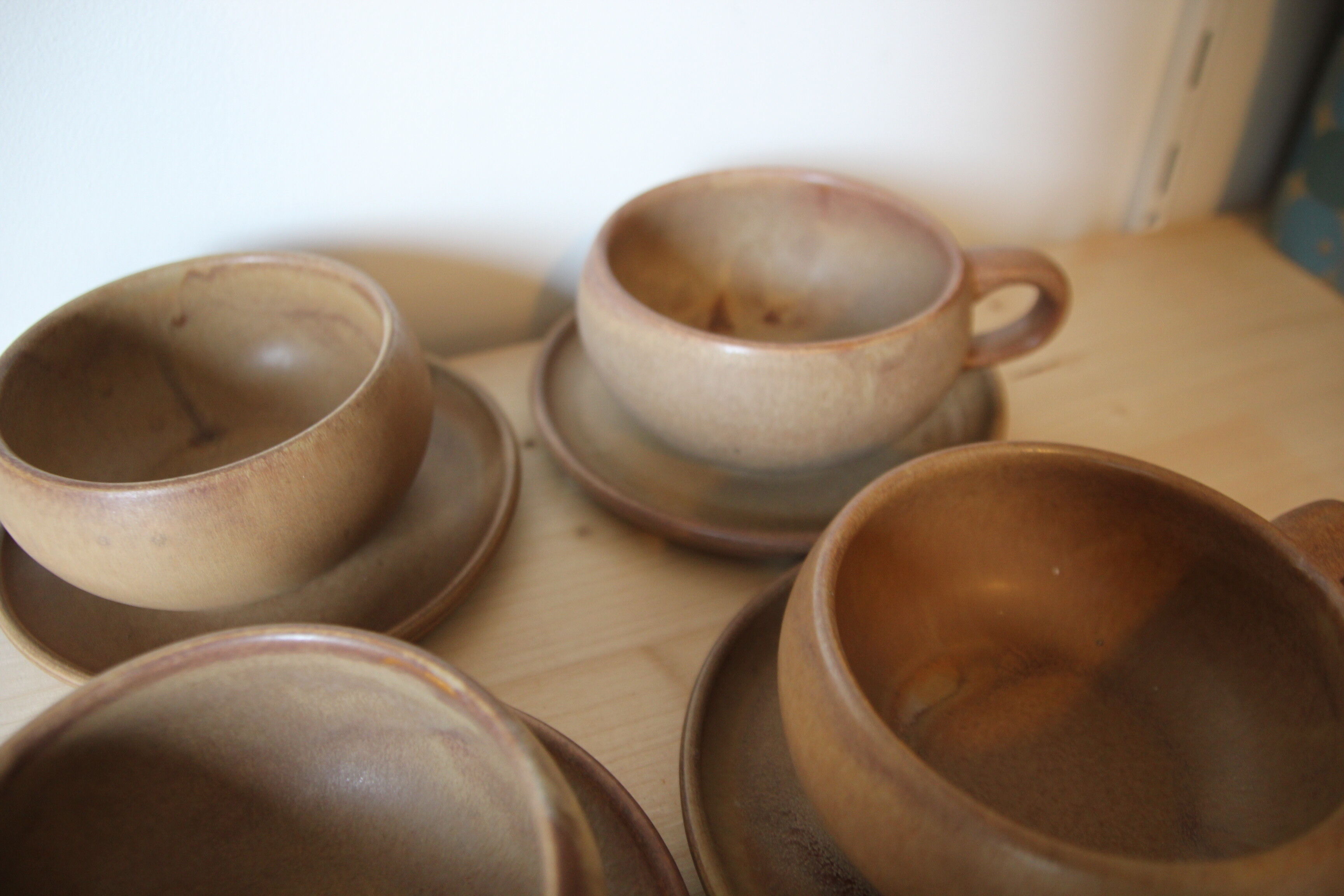 4 stoneware lunch bowls