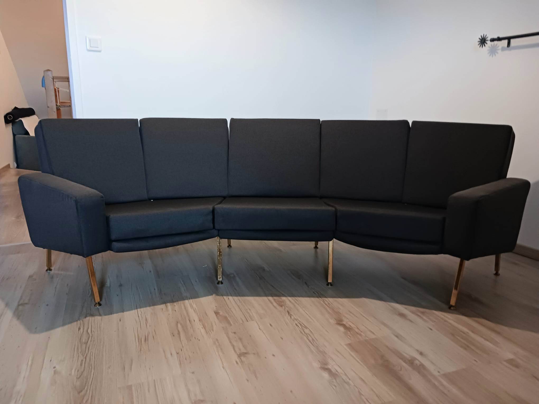 Panoramic model sofa produced by Airborne 1954 by Pierre Guariche