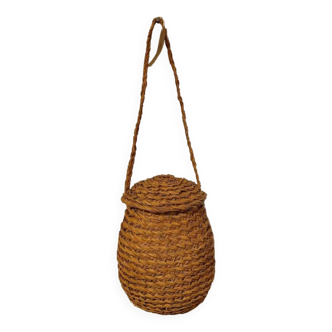Woven straw basket