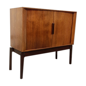 Meuble audio mid-century avec porte