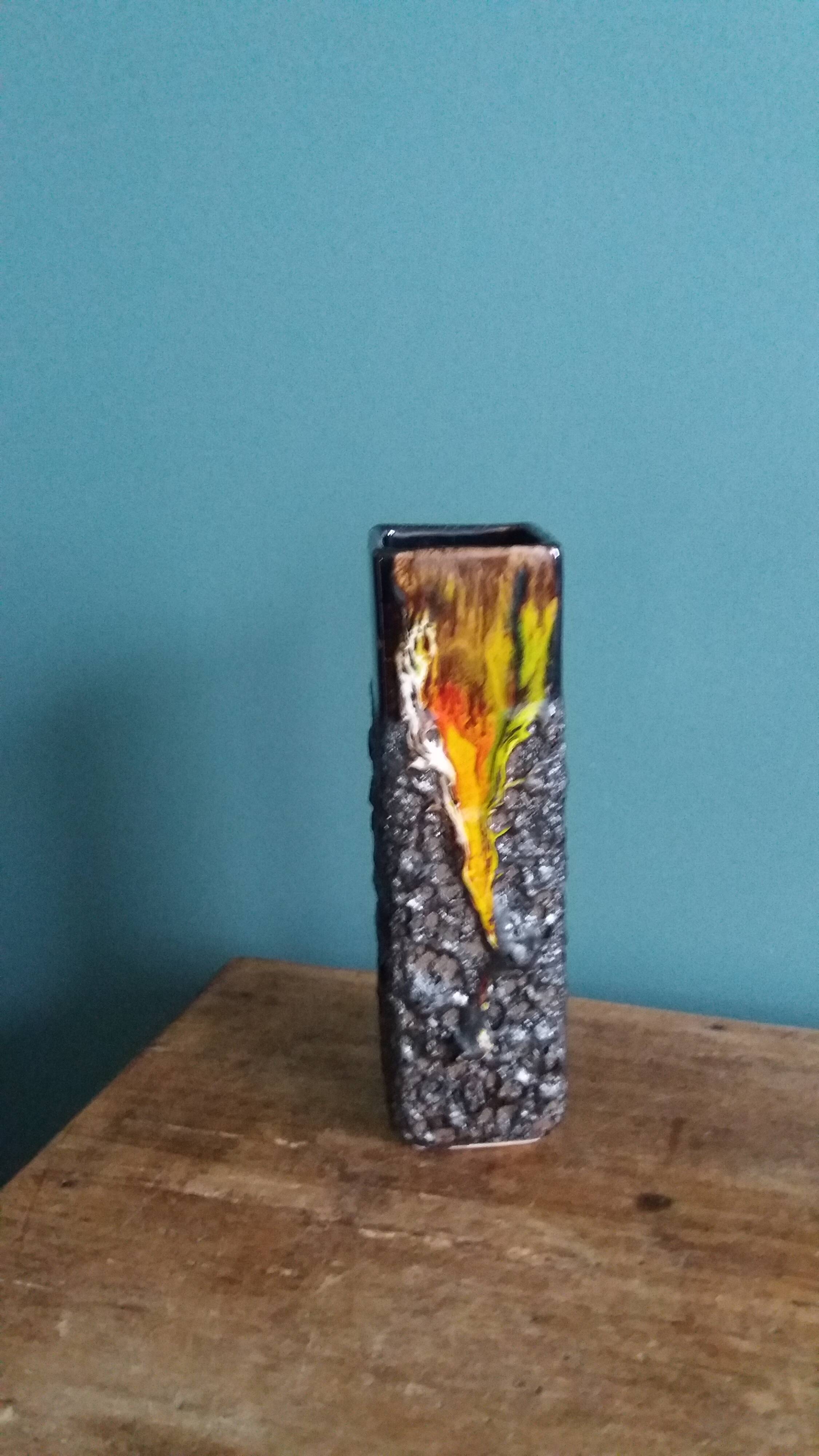 Fat Lava Bauhaus vase