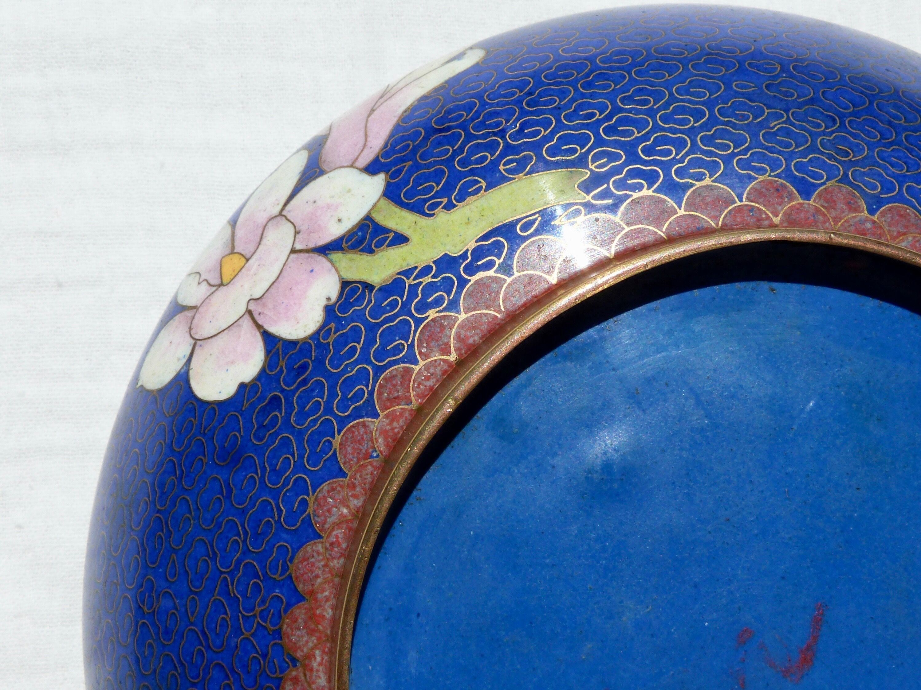 Empty partitioned brass pocket