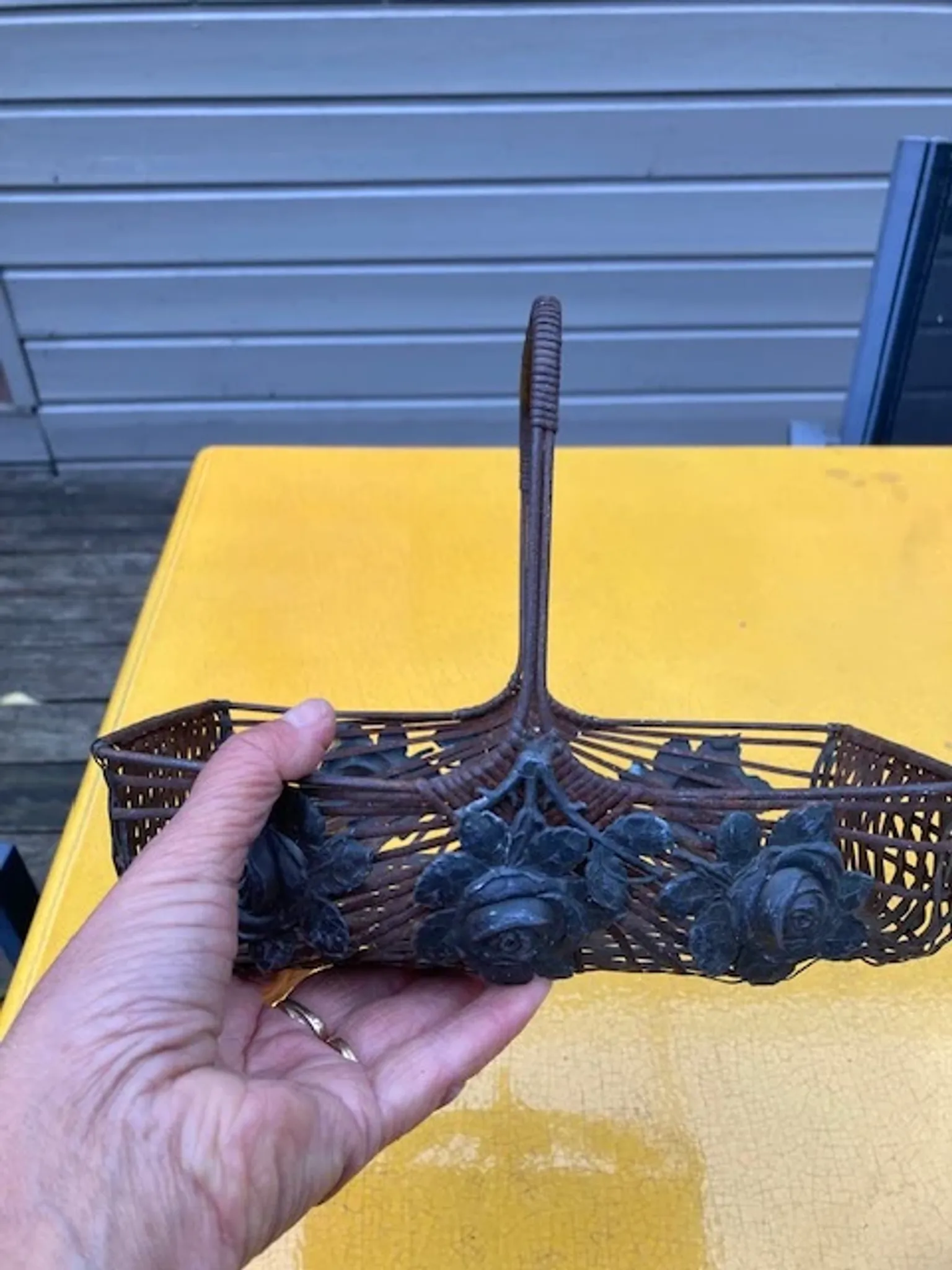Metal basket in Art Deco style