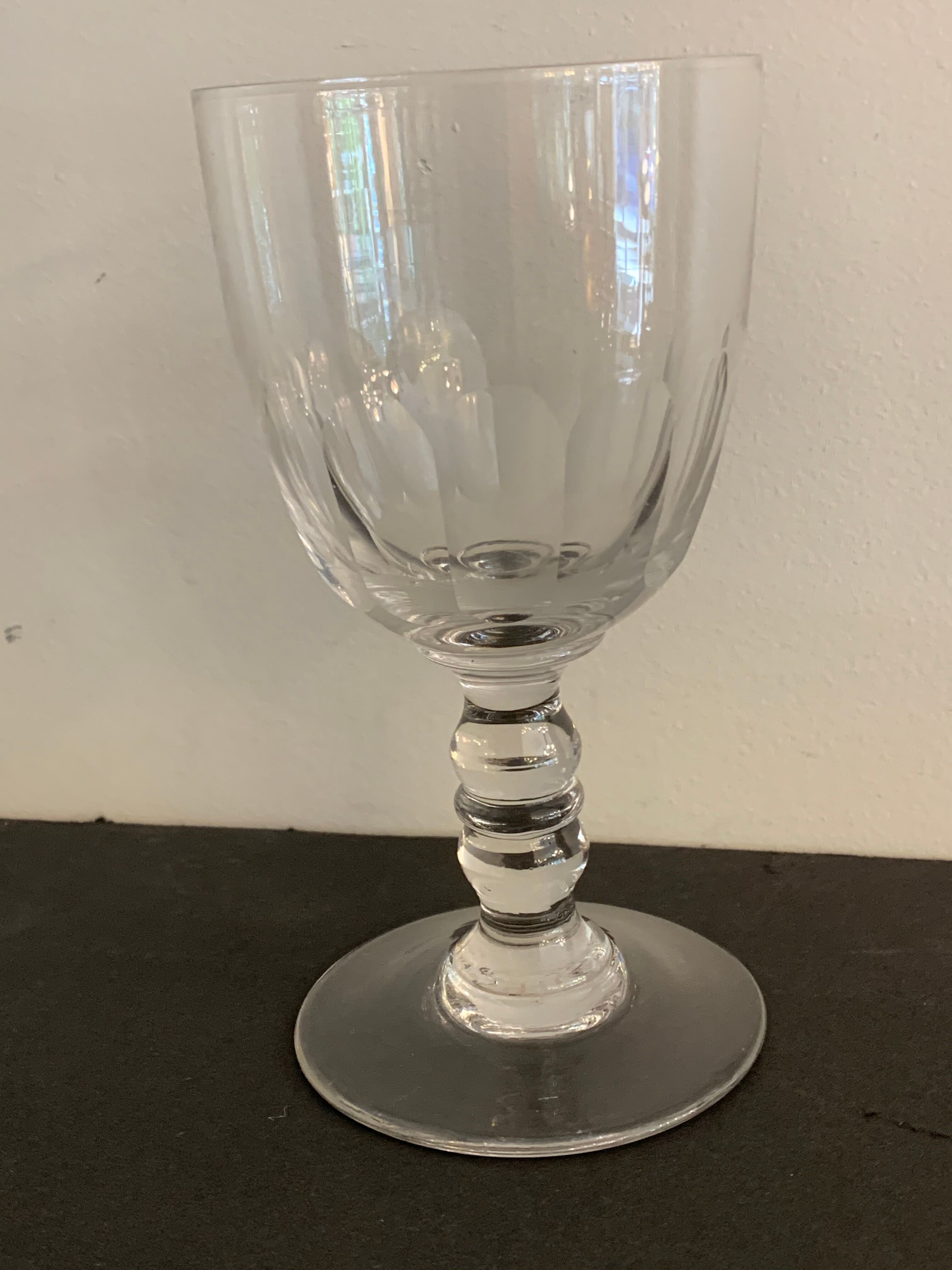 Lot of 8 old glass walking glasses of 2 different sizes