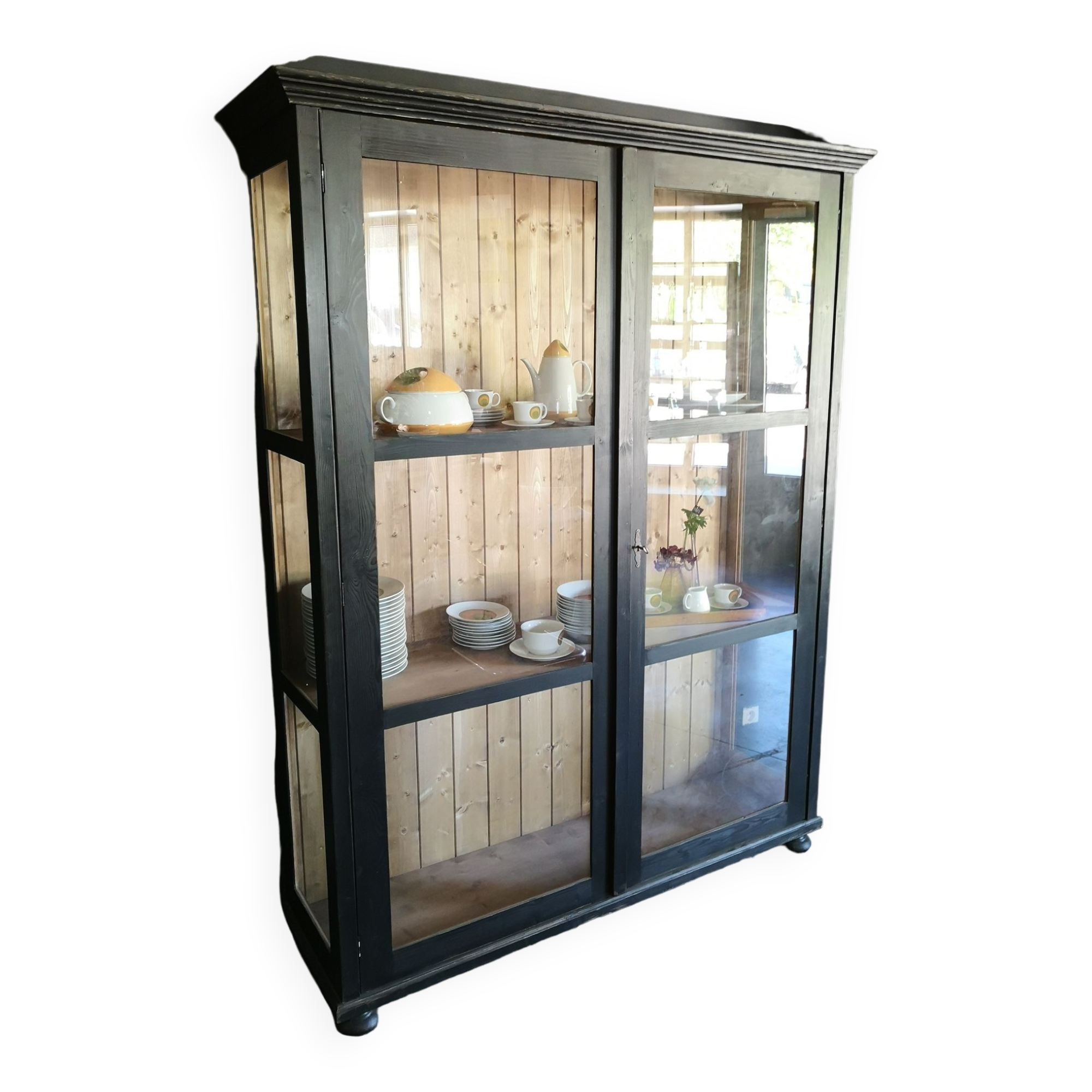 Large glazed Parisian wardrobe, showcase.