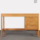 Bureau vintage en bois datant des années 1970