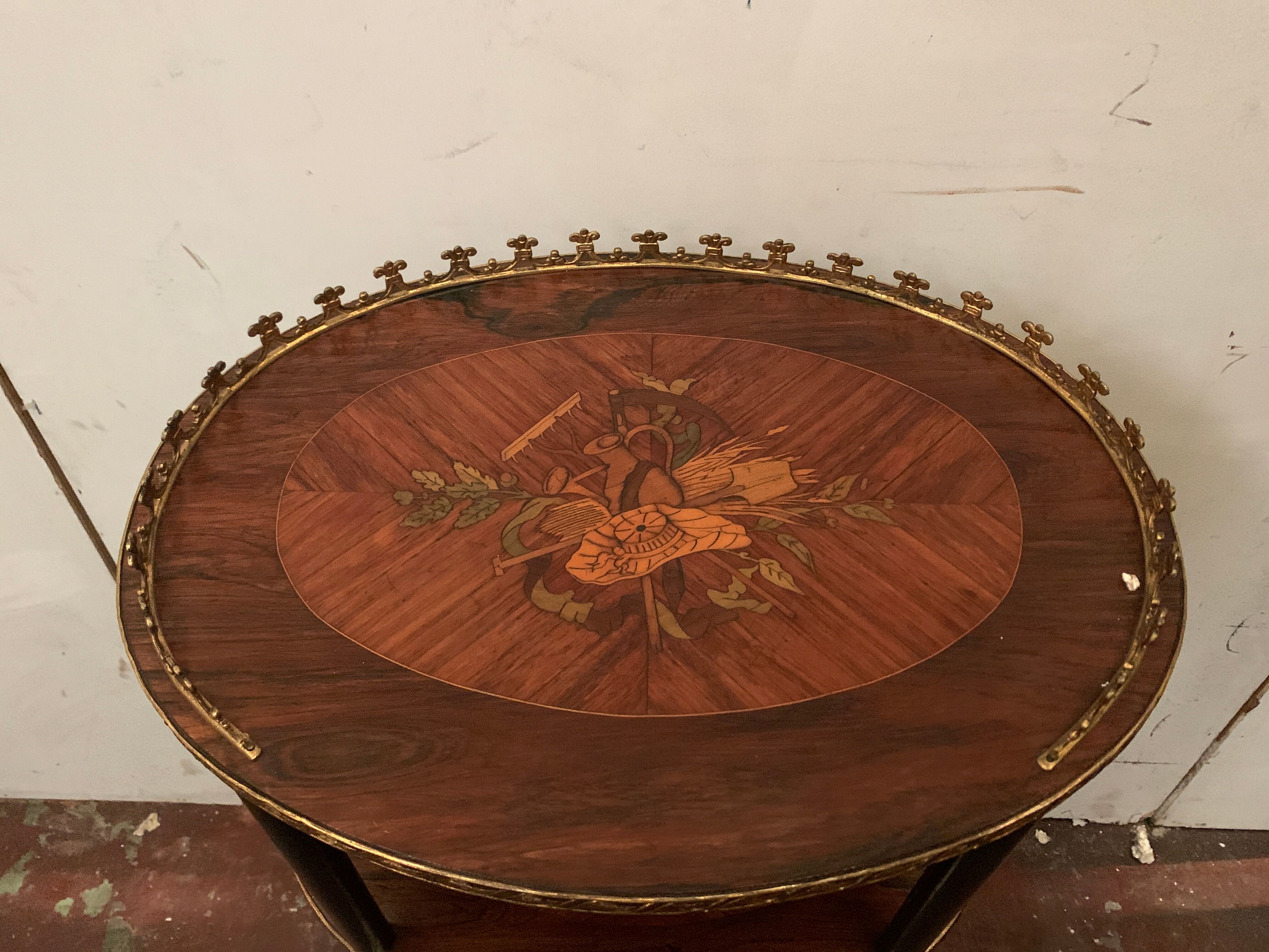 Saddle Napoleon III has three trays in marquetry XX century