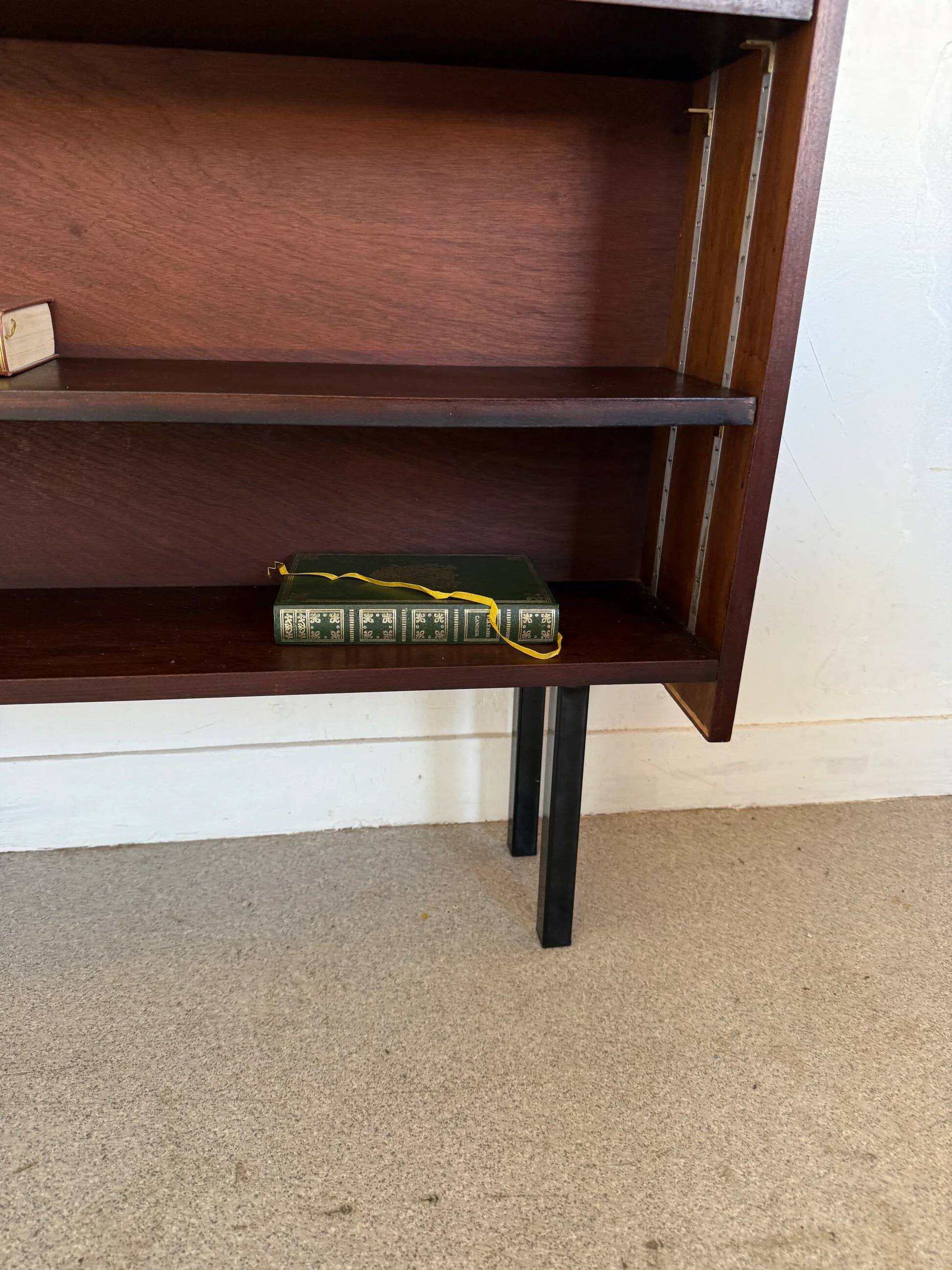 Vintage veneer bookcase with metal legs