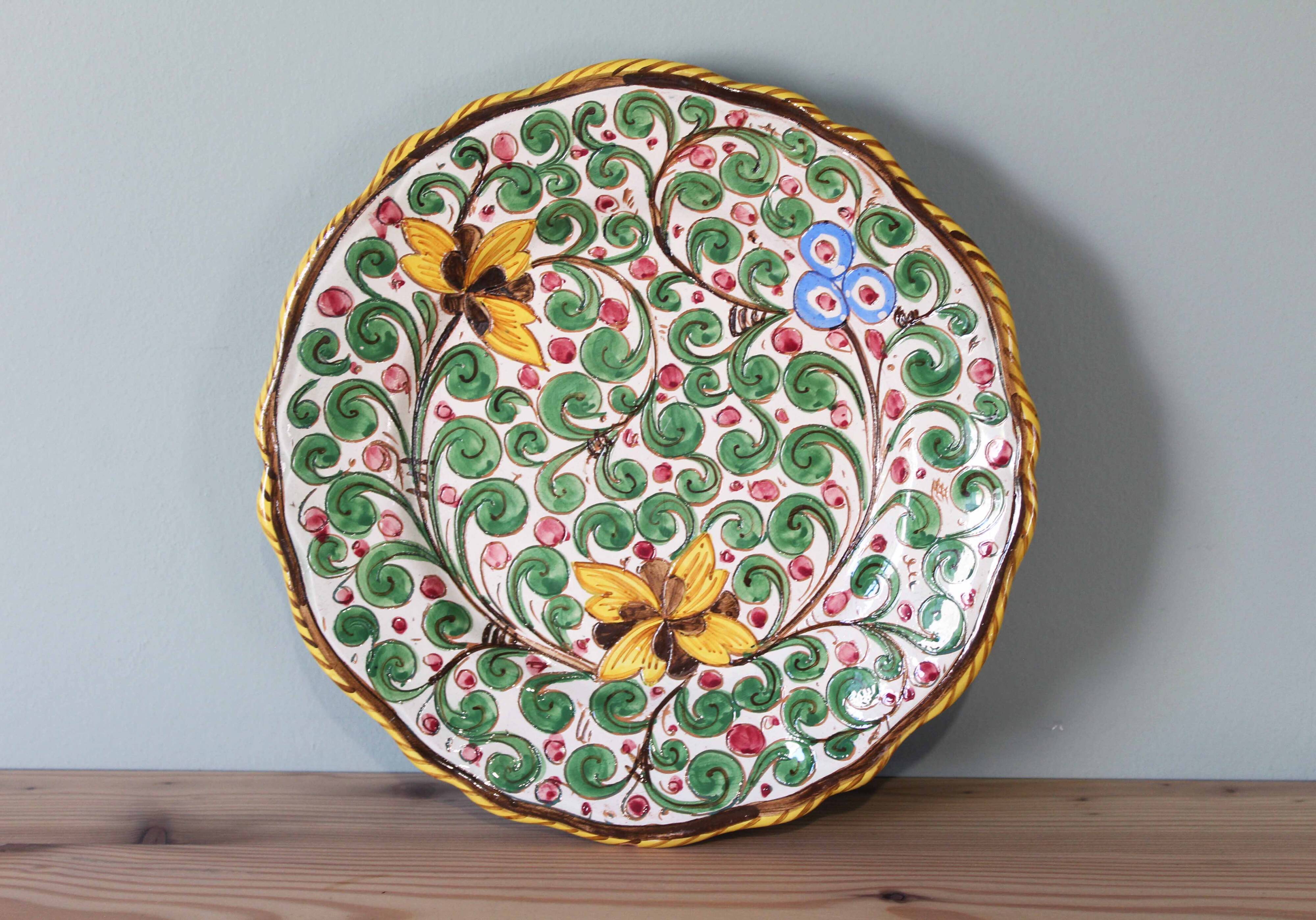 Decorative plate Deruta
