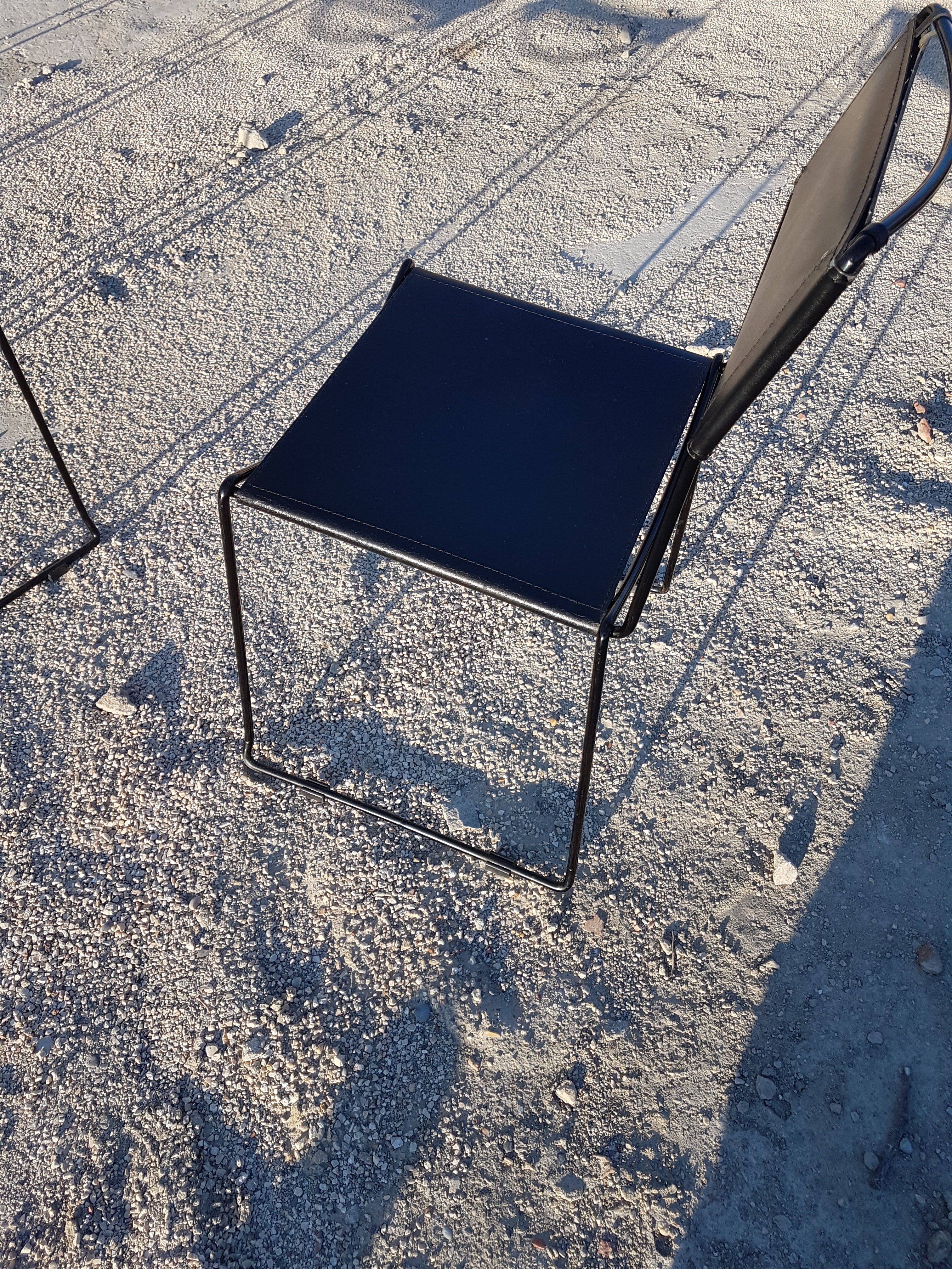 4 chaises  de Giandomenico Belotti