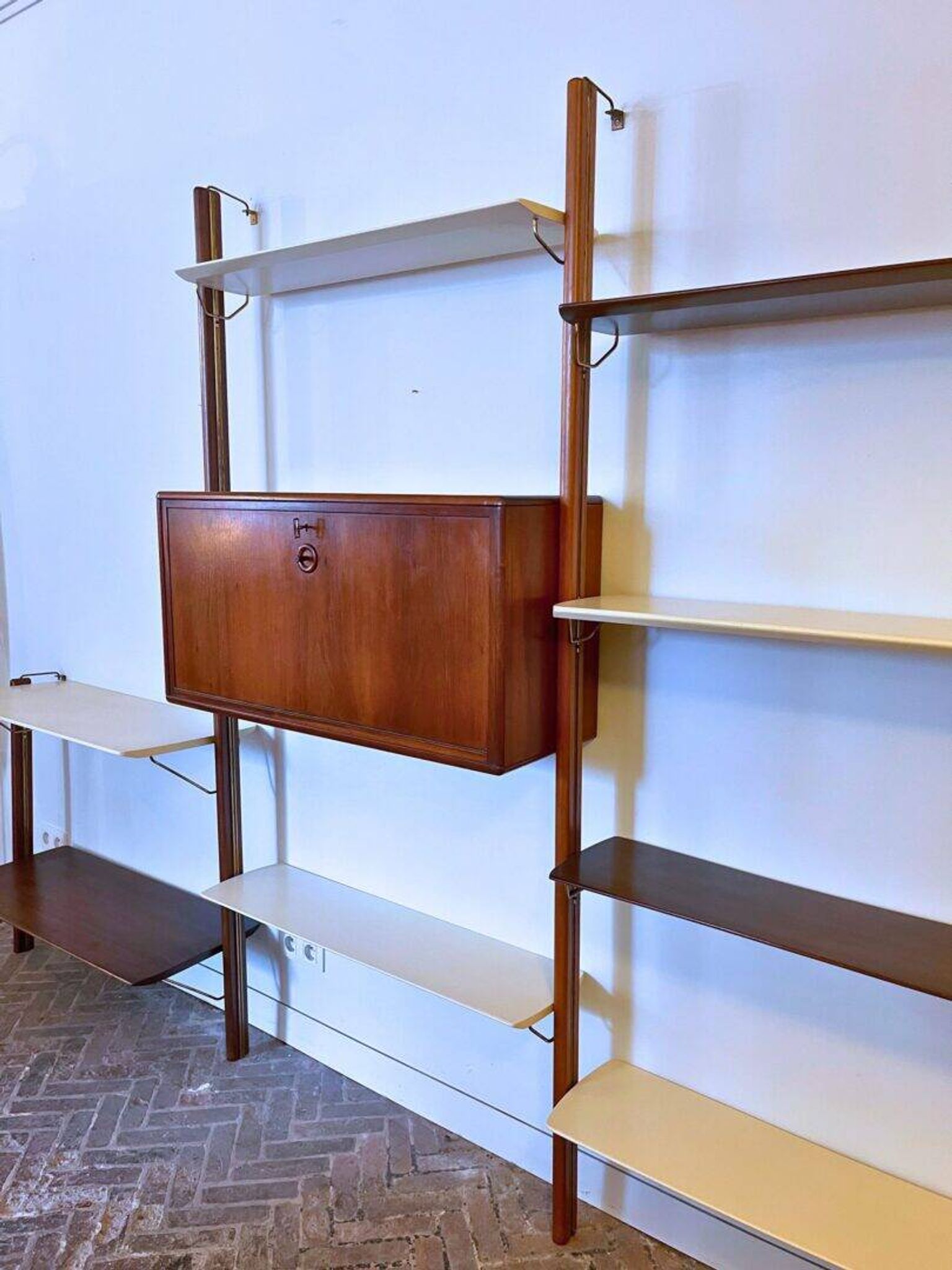 Mid-century wall unit – William Watting for Fristho