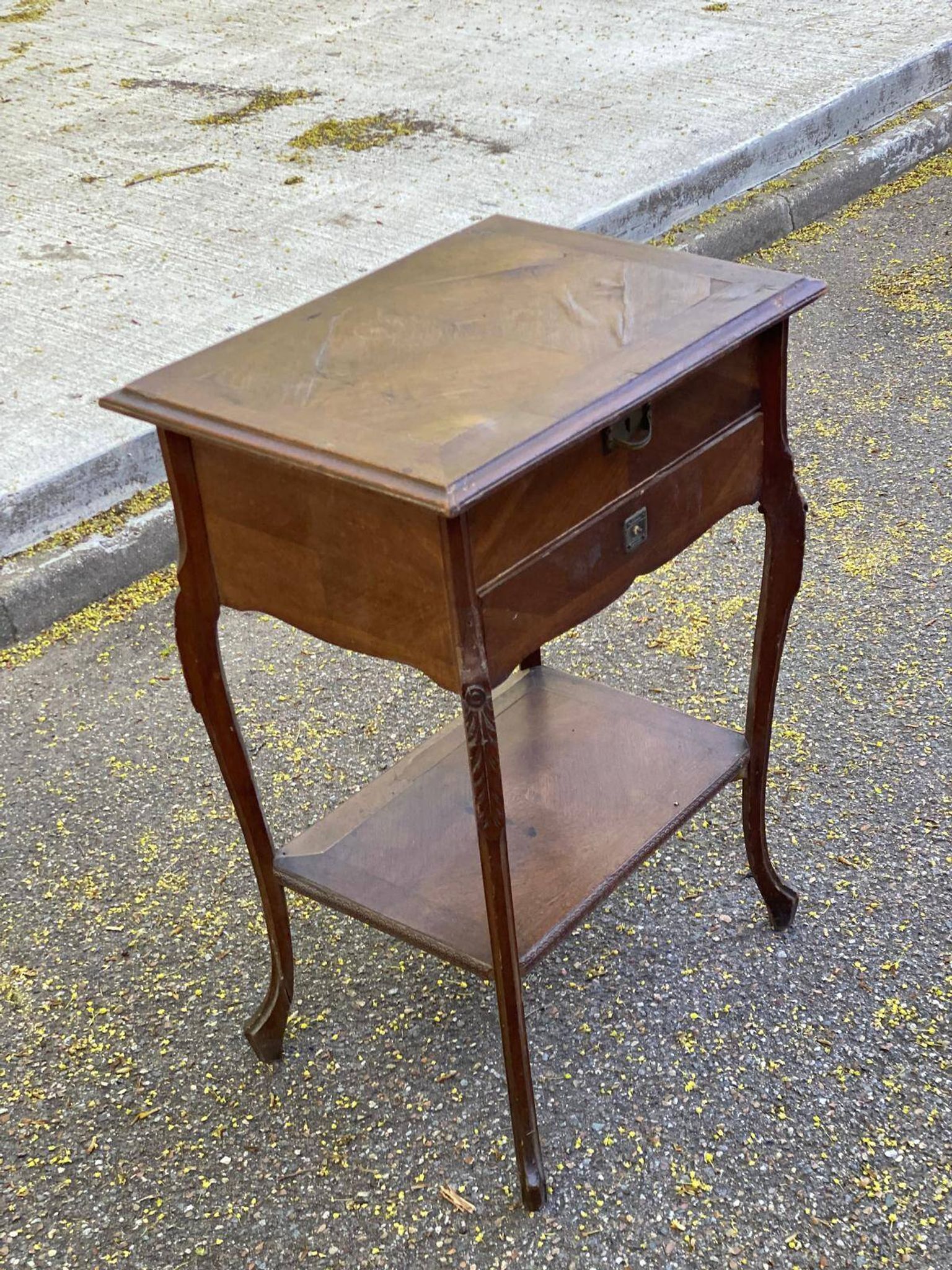 Coiffeuse Louis XV du 19ème siècle