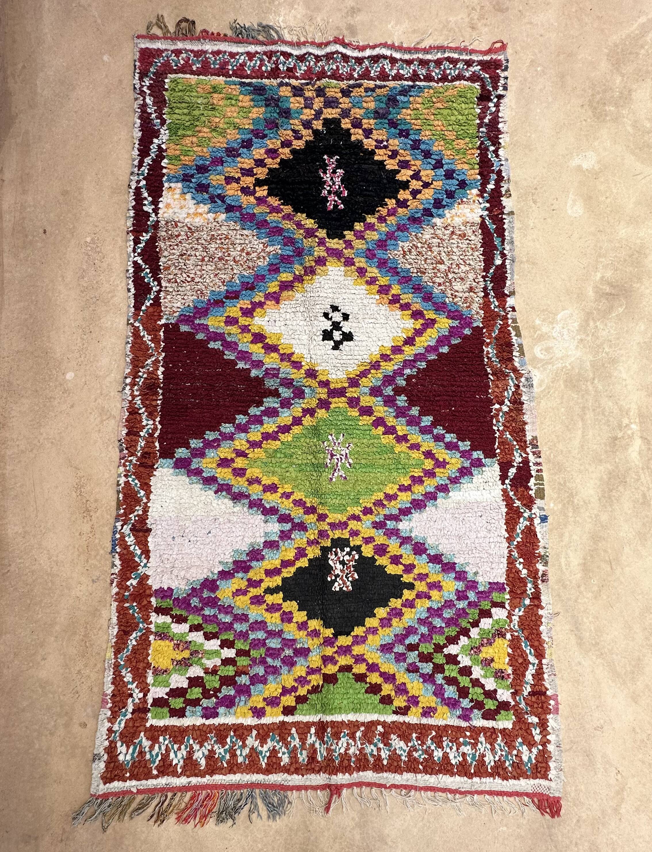 Moroccan carpet - 64 x 120 cm