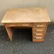 Anciens bureau en bois cinq tiroirs des années 1950-1970