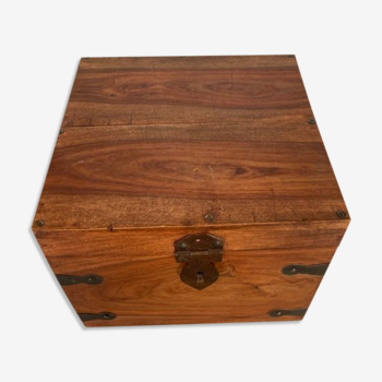 Coffre boîte en bois exotique teck