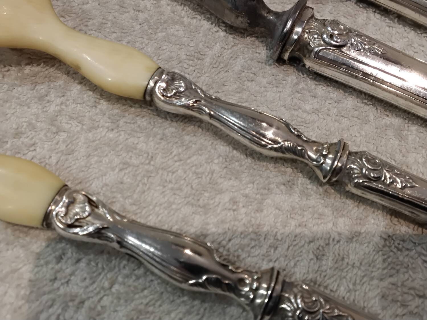 Salad serving set, silver handle, 950 Minerva, Rococo style.